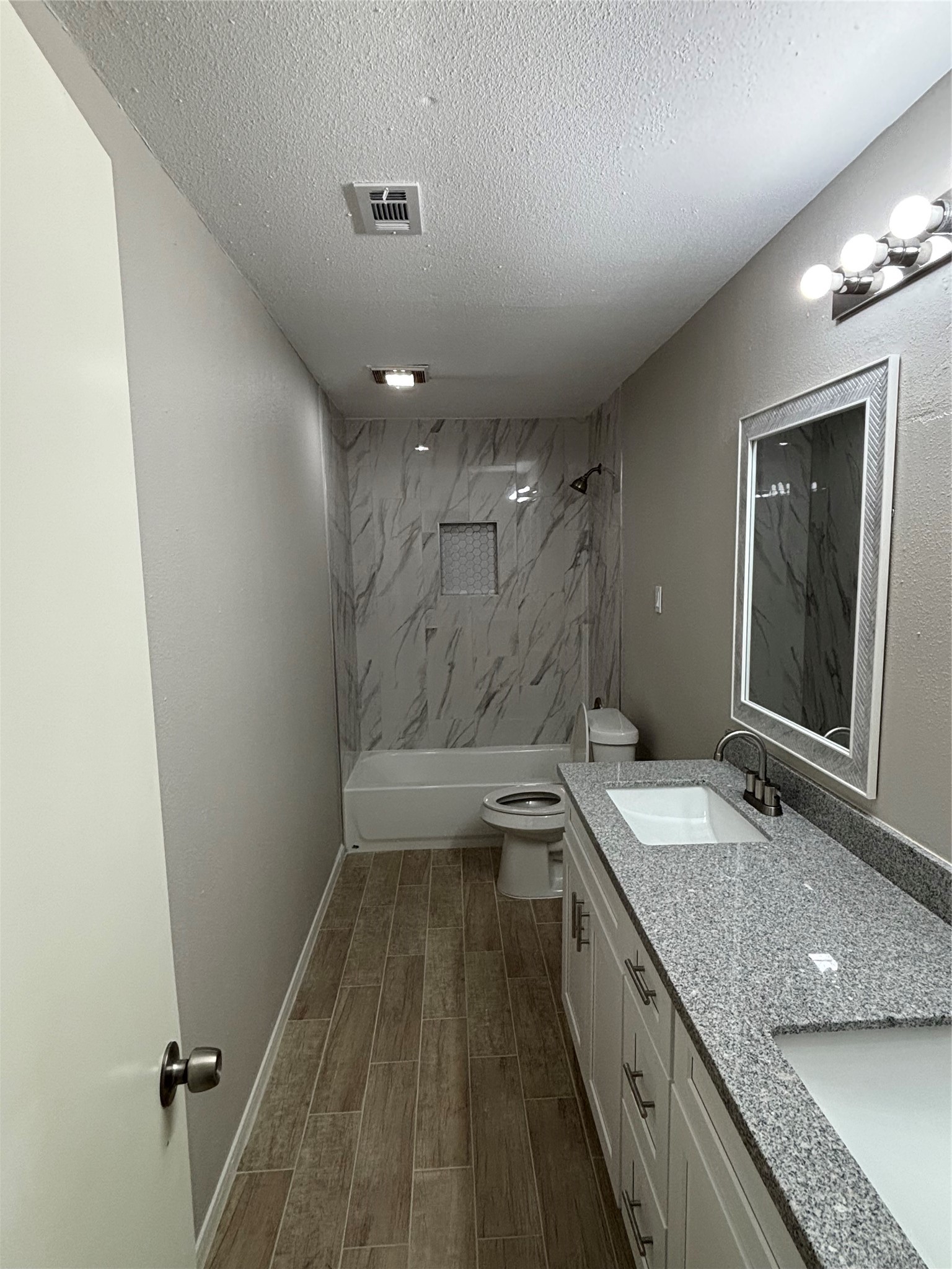 26019 Leafywood Drive Property Photo 13