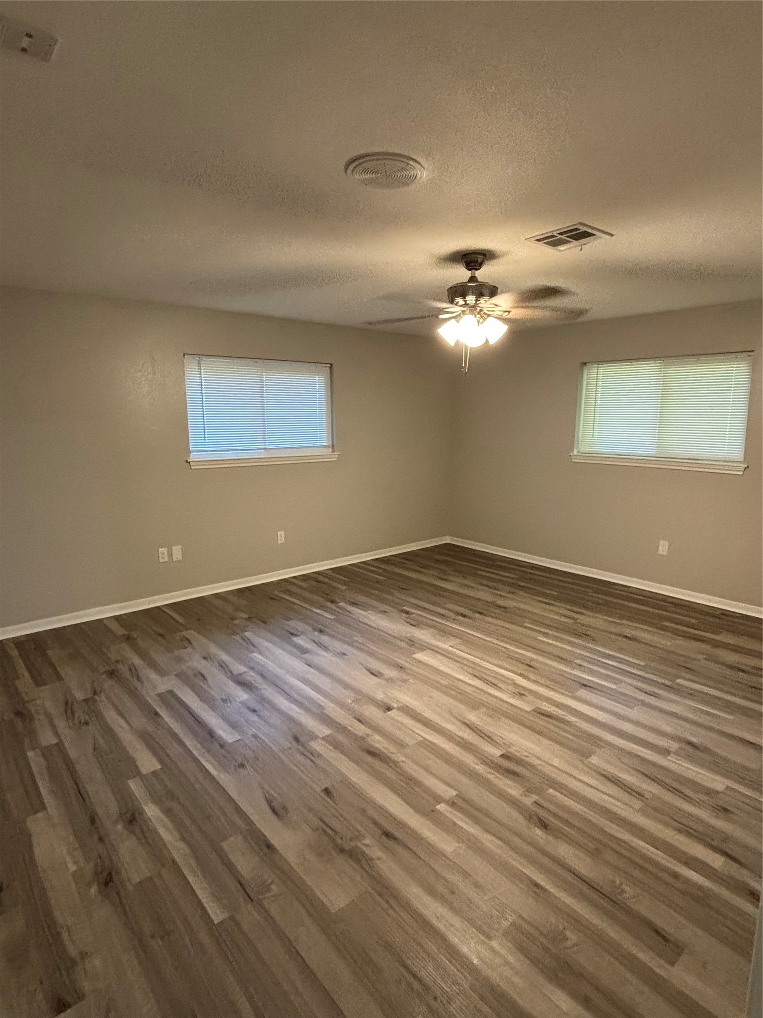 26019 Leafywood Drive Property Photo 15
