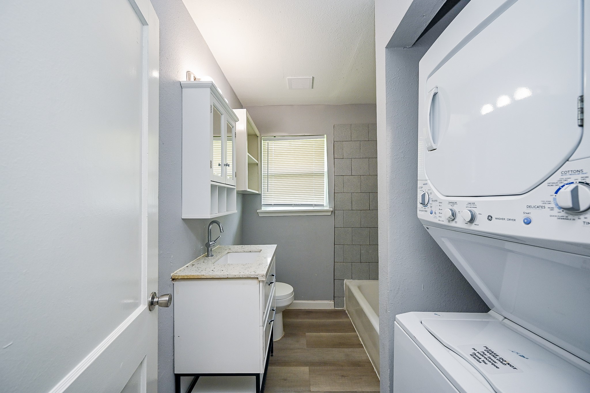 109 Dooley A And B A Property Photo 17
