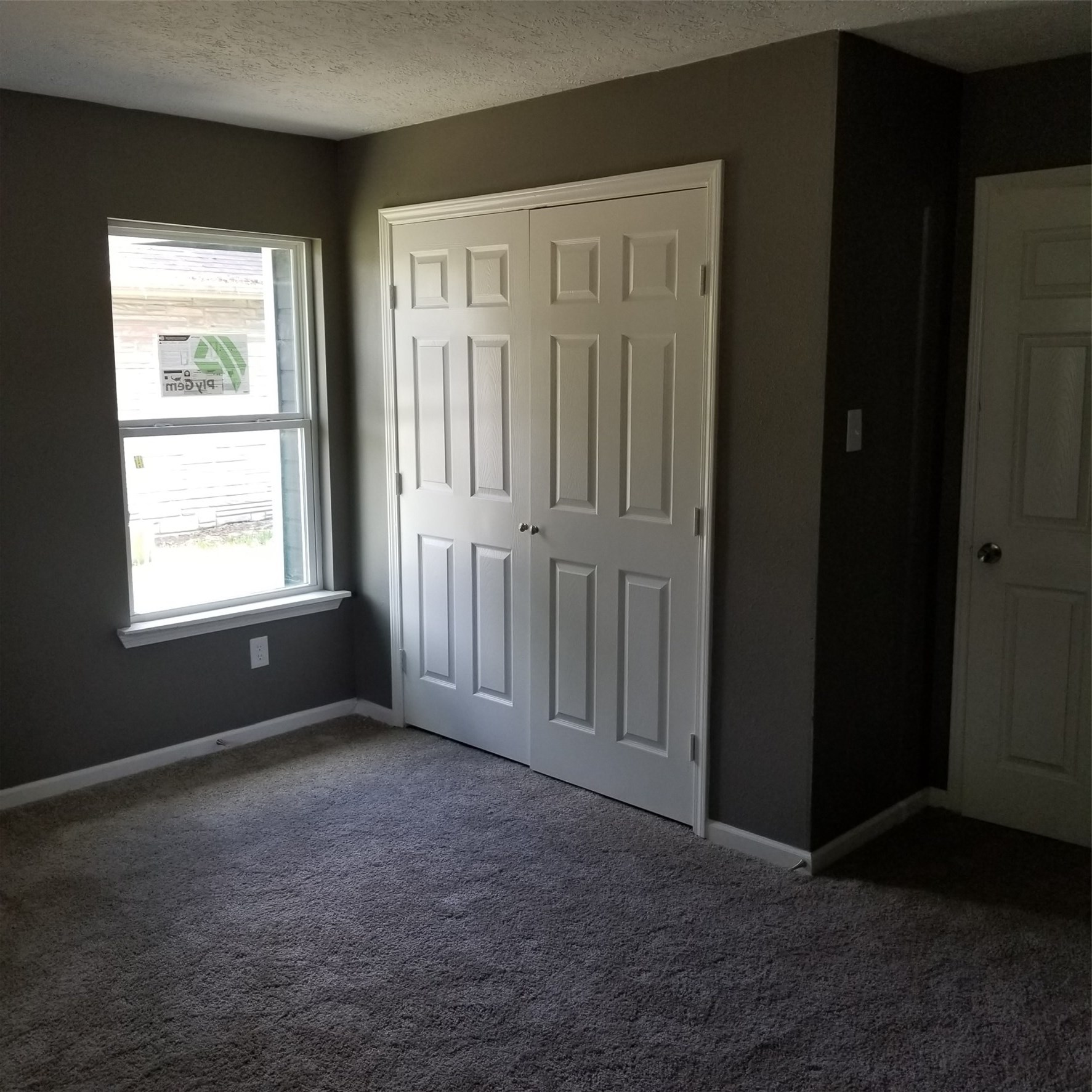 5910 Van Fleet Street Property Photo 5