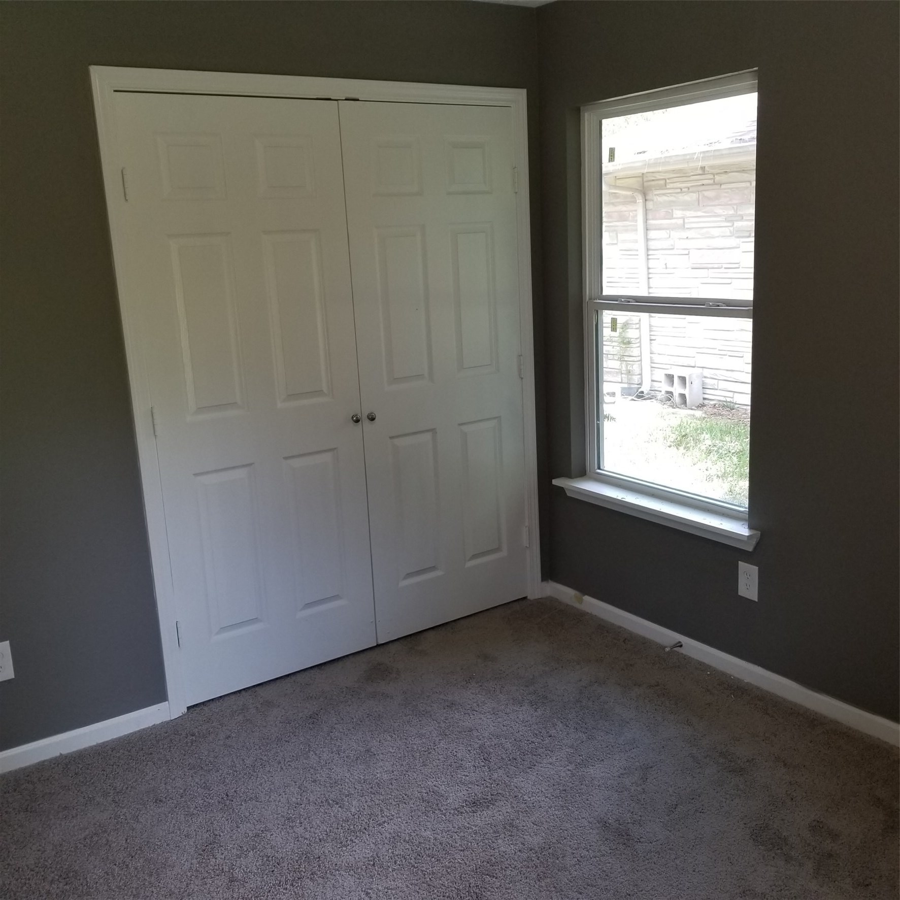 5910 Van Fleet Street Property Photo 8