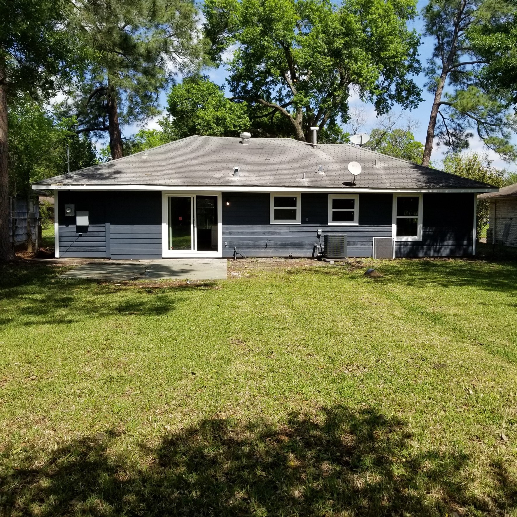 5910 Van Fleet Street Property Photo 15