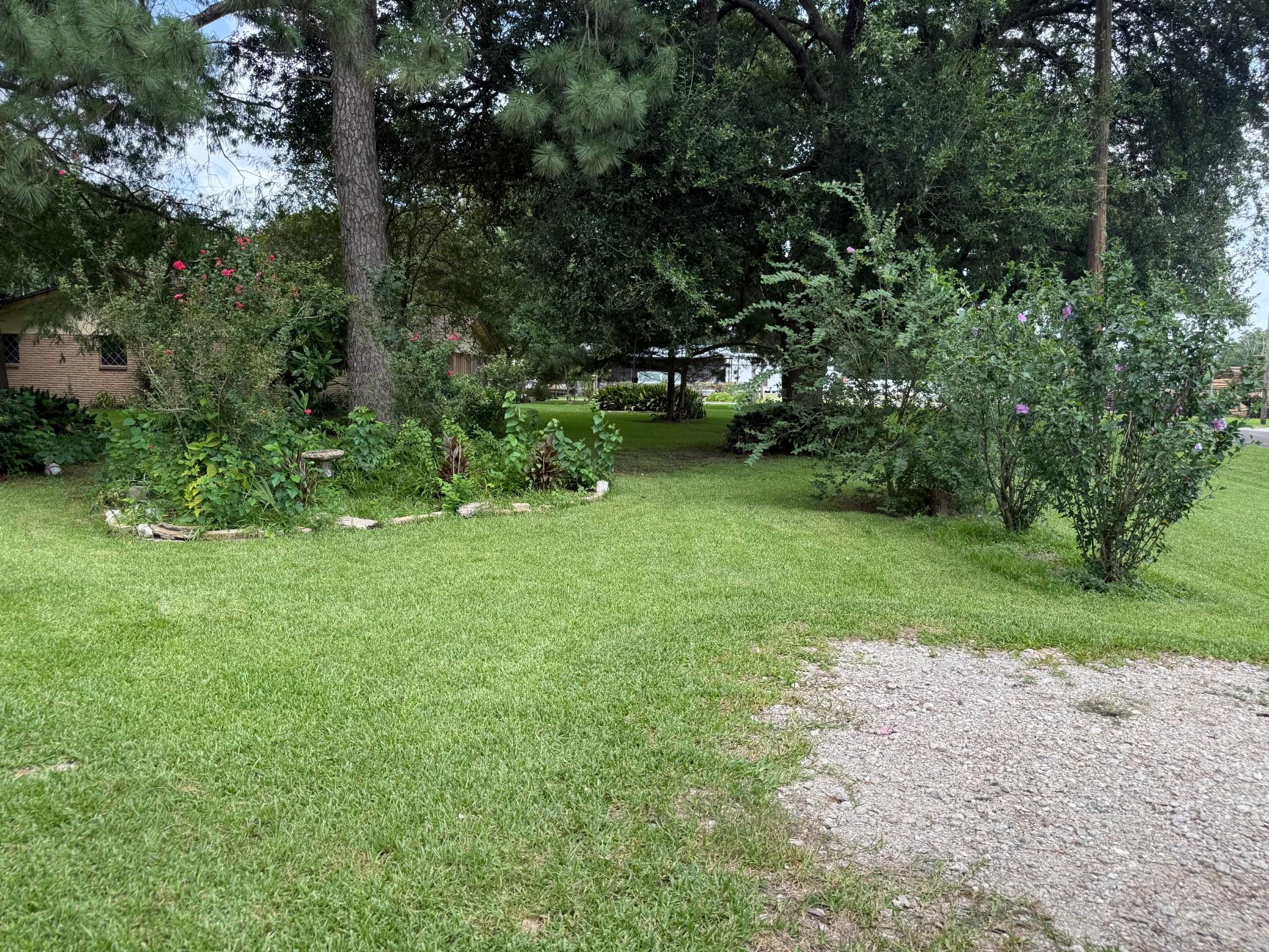 307 E Oak Avenue Property Photo 21