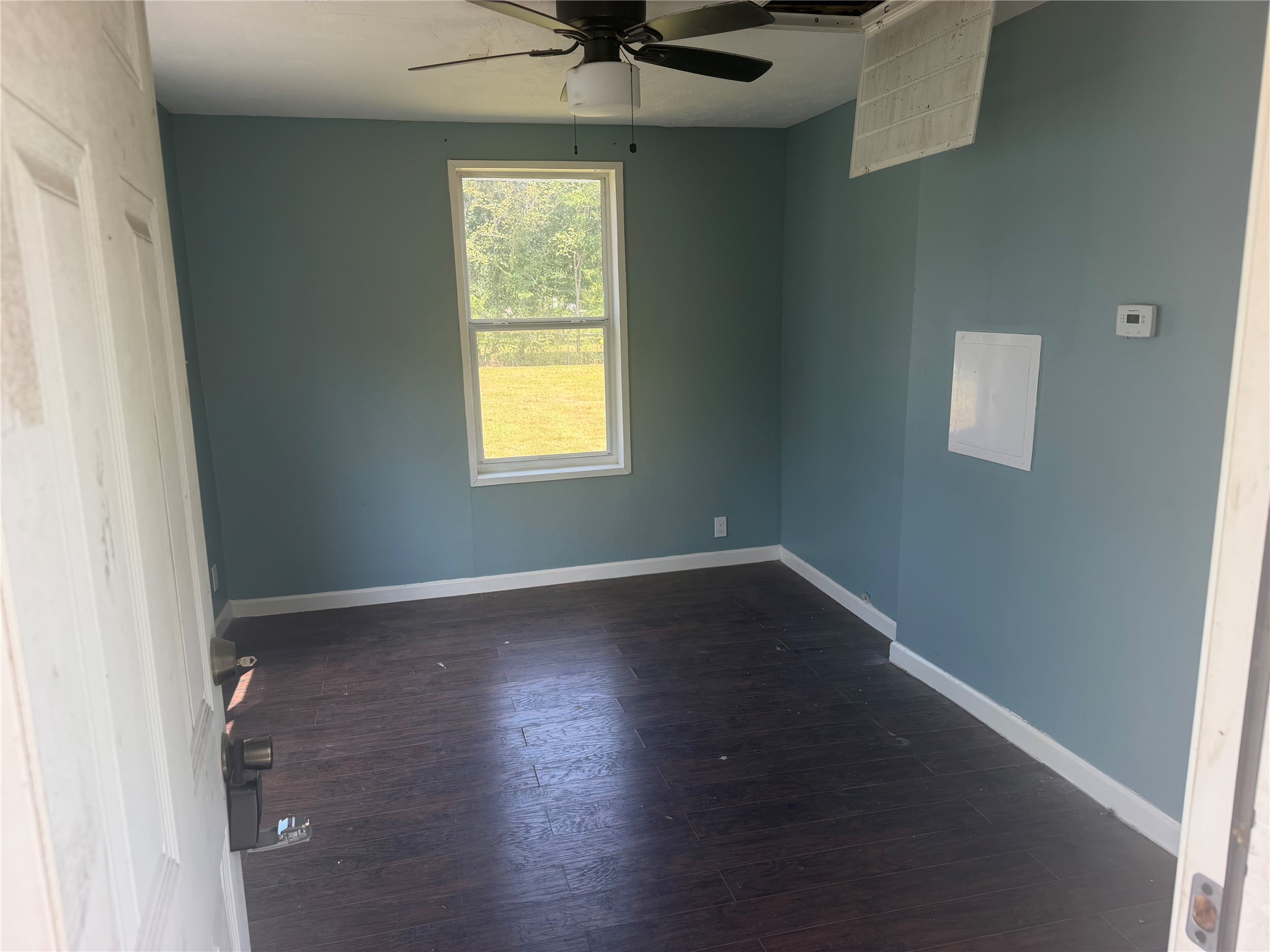 1506 W Talmadge St Road Property Photo 2