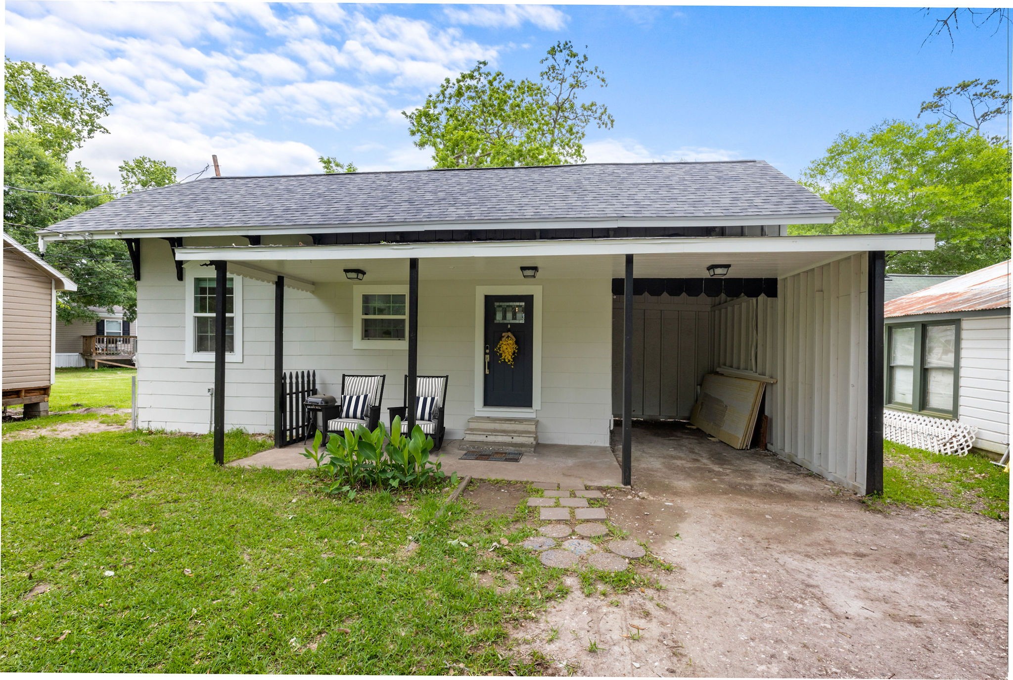 412 Waco Ave Property Photo 1