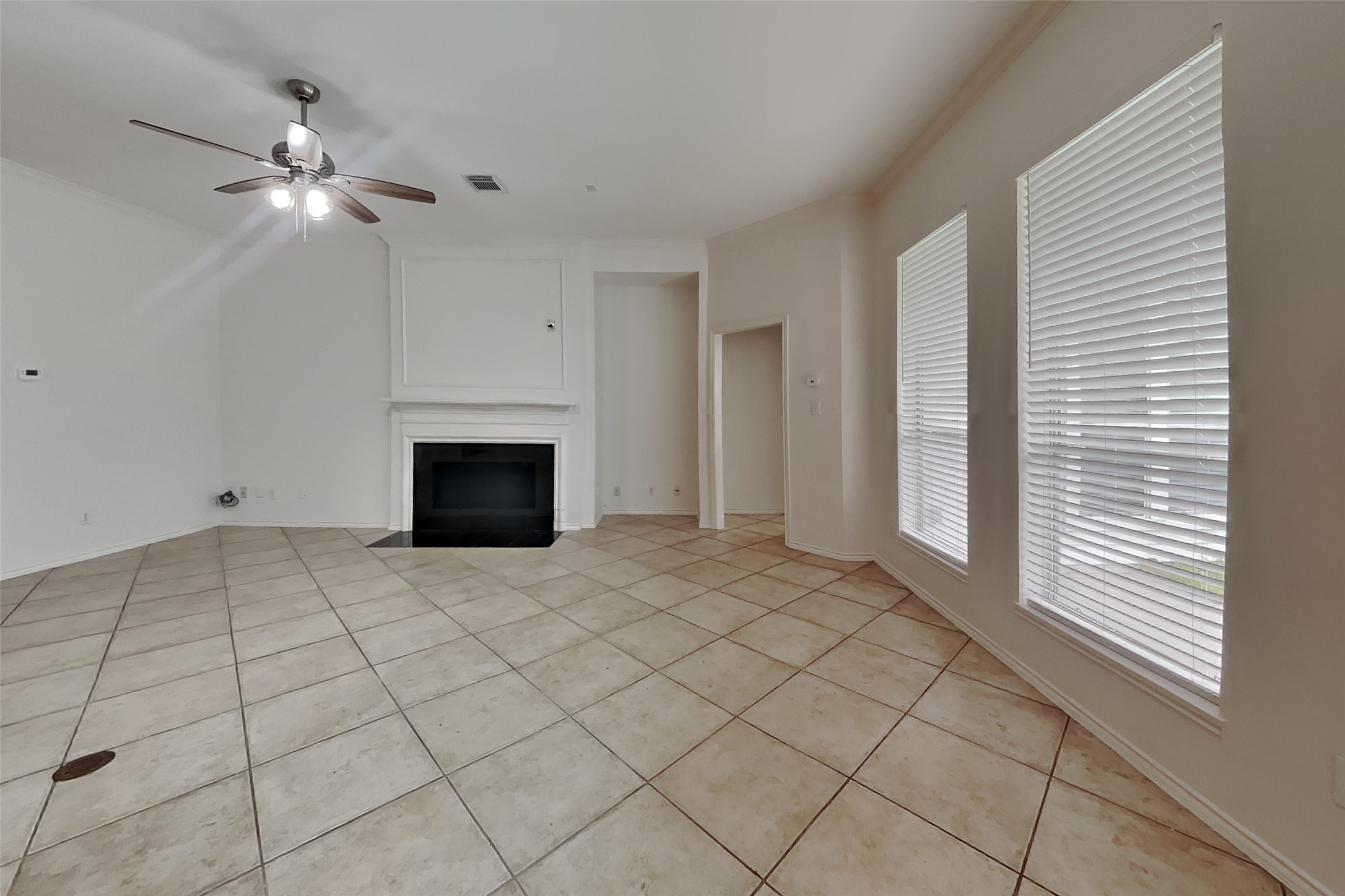 2223 Ridgefield Park Lane Property Photo 2