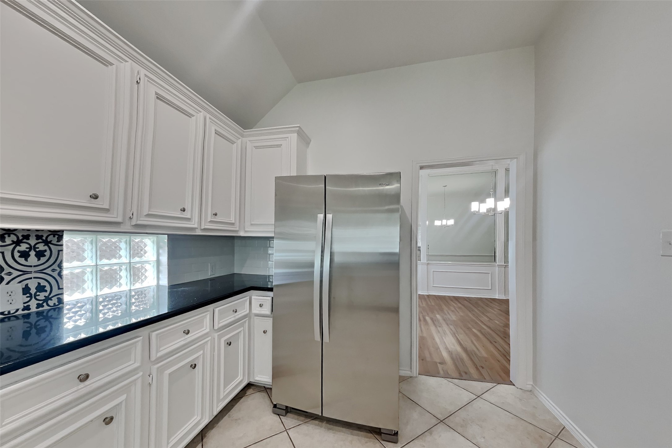 2223 Ridgefield Park Lane Property Photo 4