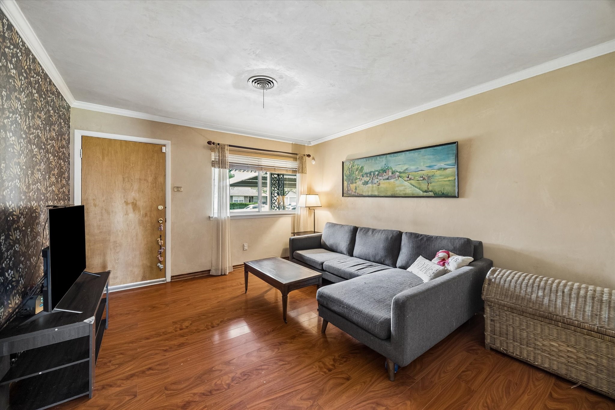 5506 Cheshire Lane Property Photo 3