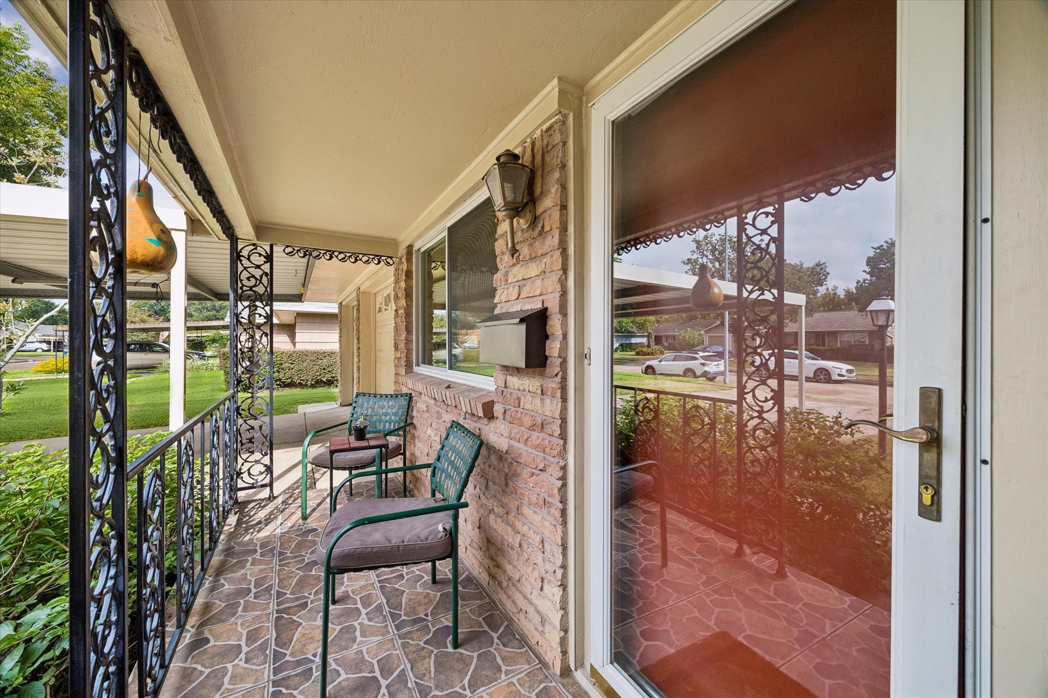 5506 Cheshire Lane Property Photo 6