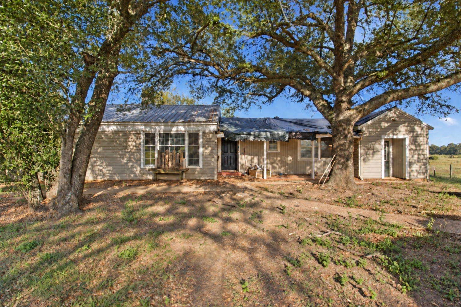 920 County Road 2603 Property Photo 1