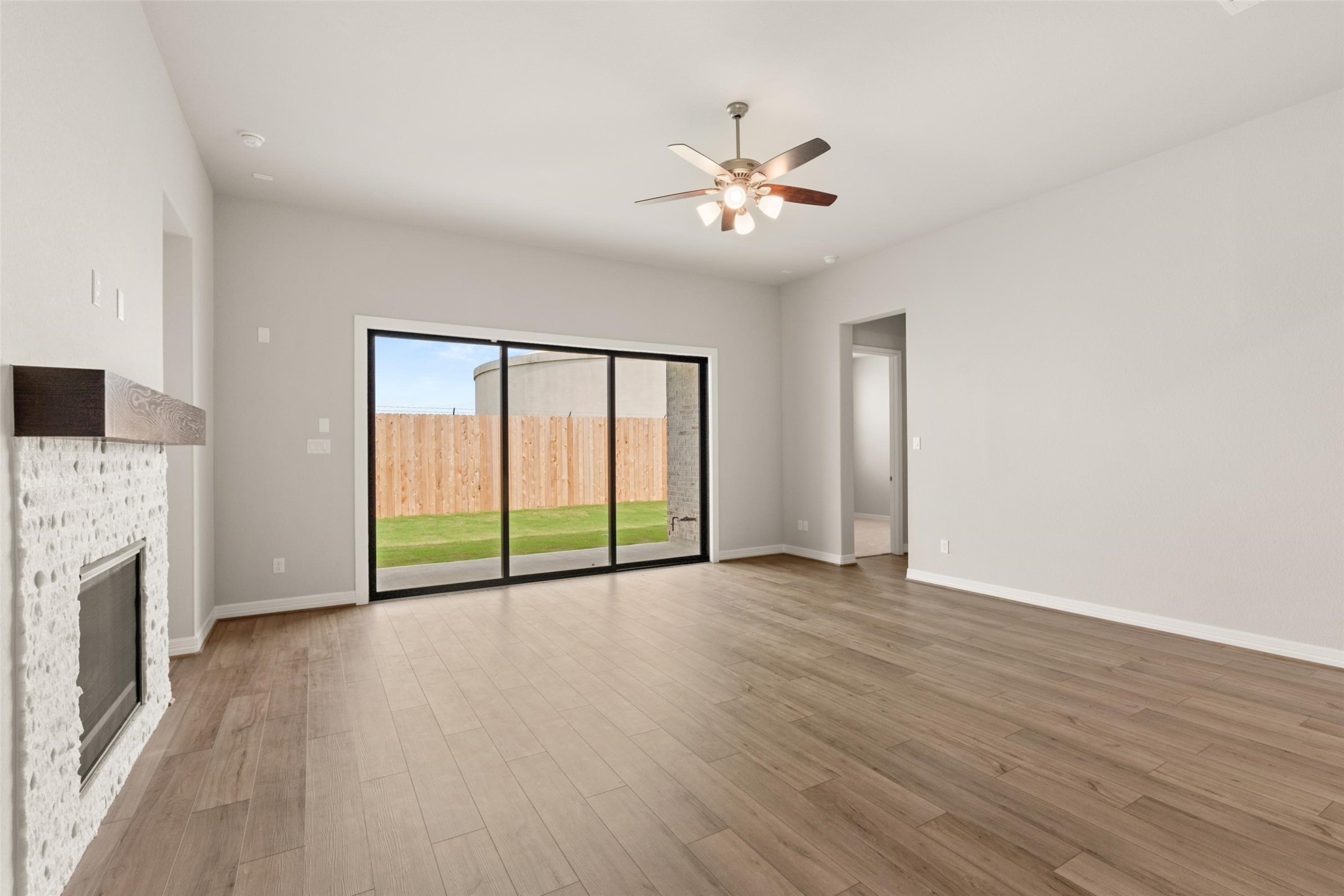 30906 Pigeon Valley Drive Property Photo 5