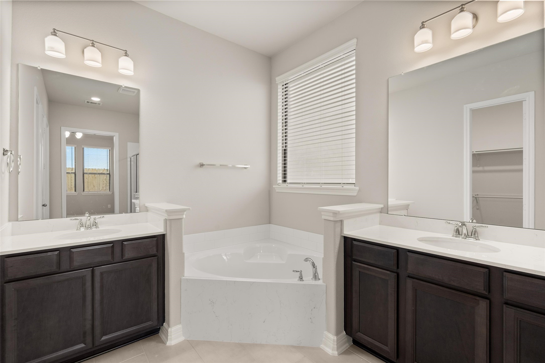 30906 Pigeon Valley Drive Property Photo 9