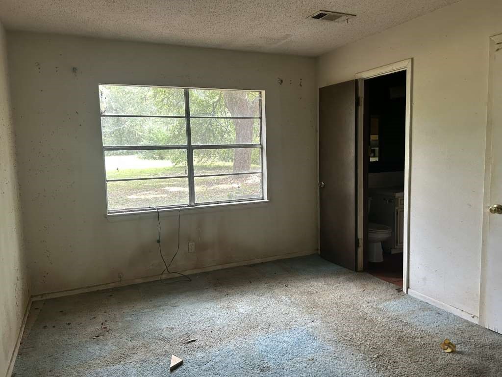 1806 S Elizabeth Avenue Property Photo 6