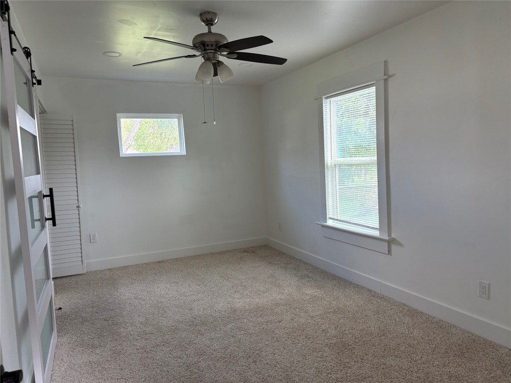 9210 E Avenue O Property Photo 8