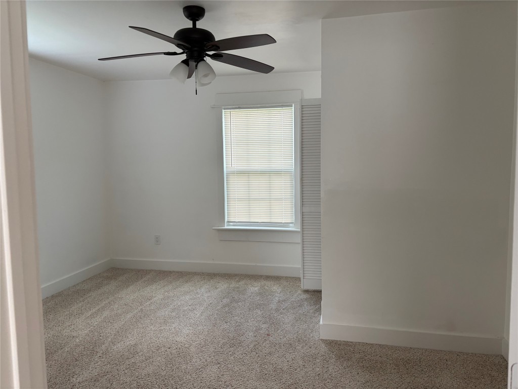 9210 E Avenue O Property Photo 9