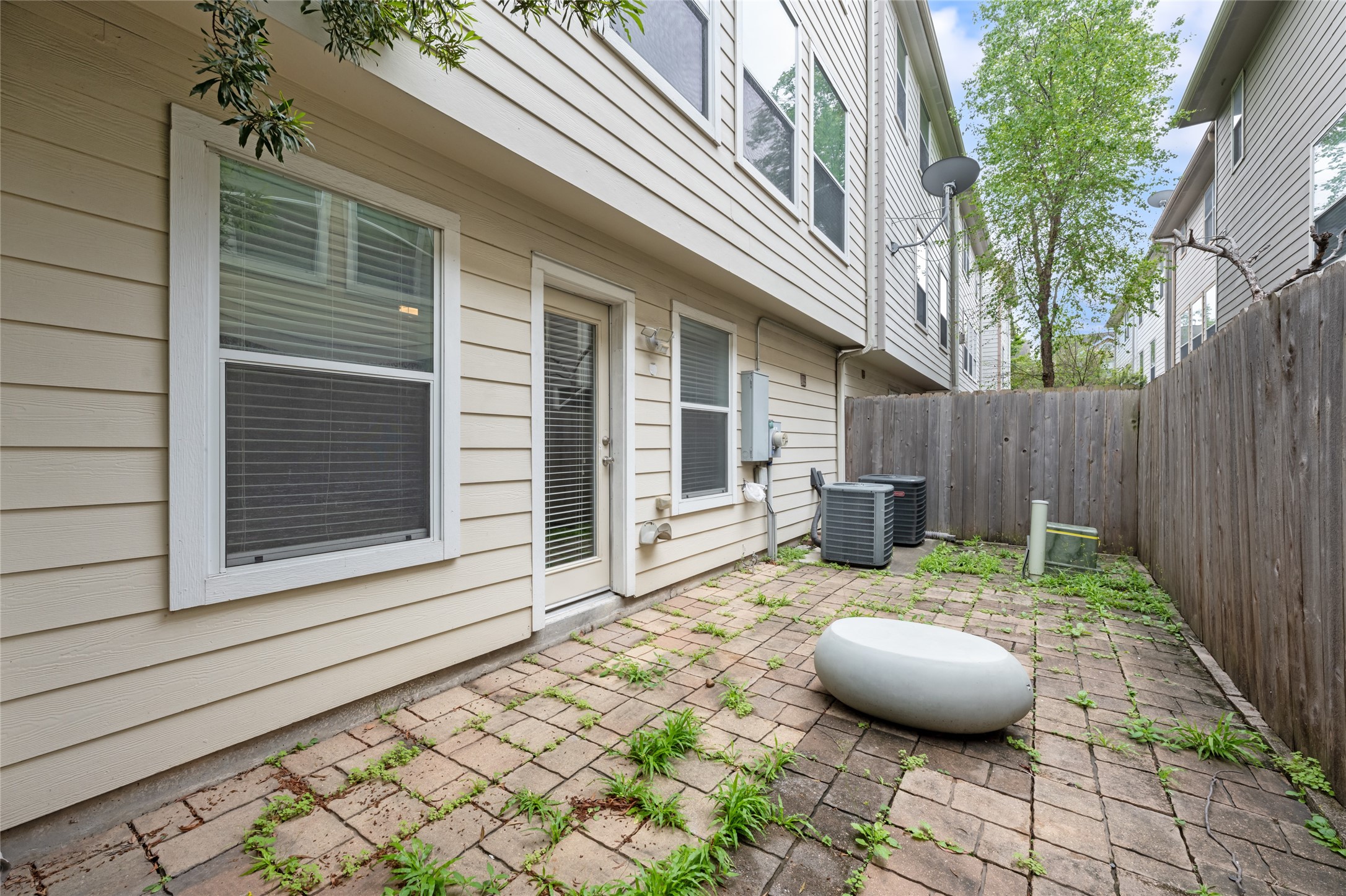 3410 Skyline Village Drive Property Photo 42