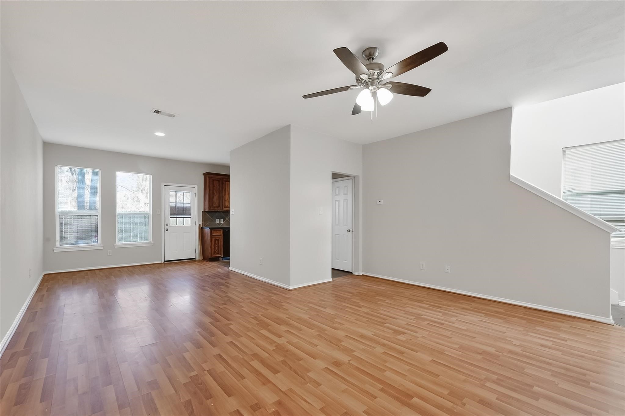 16526 Pentonshire Lane Property Photo 2