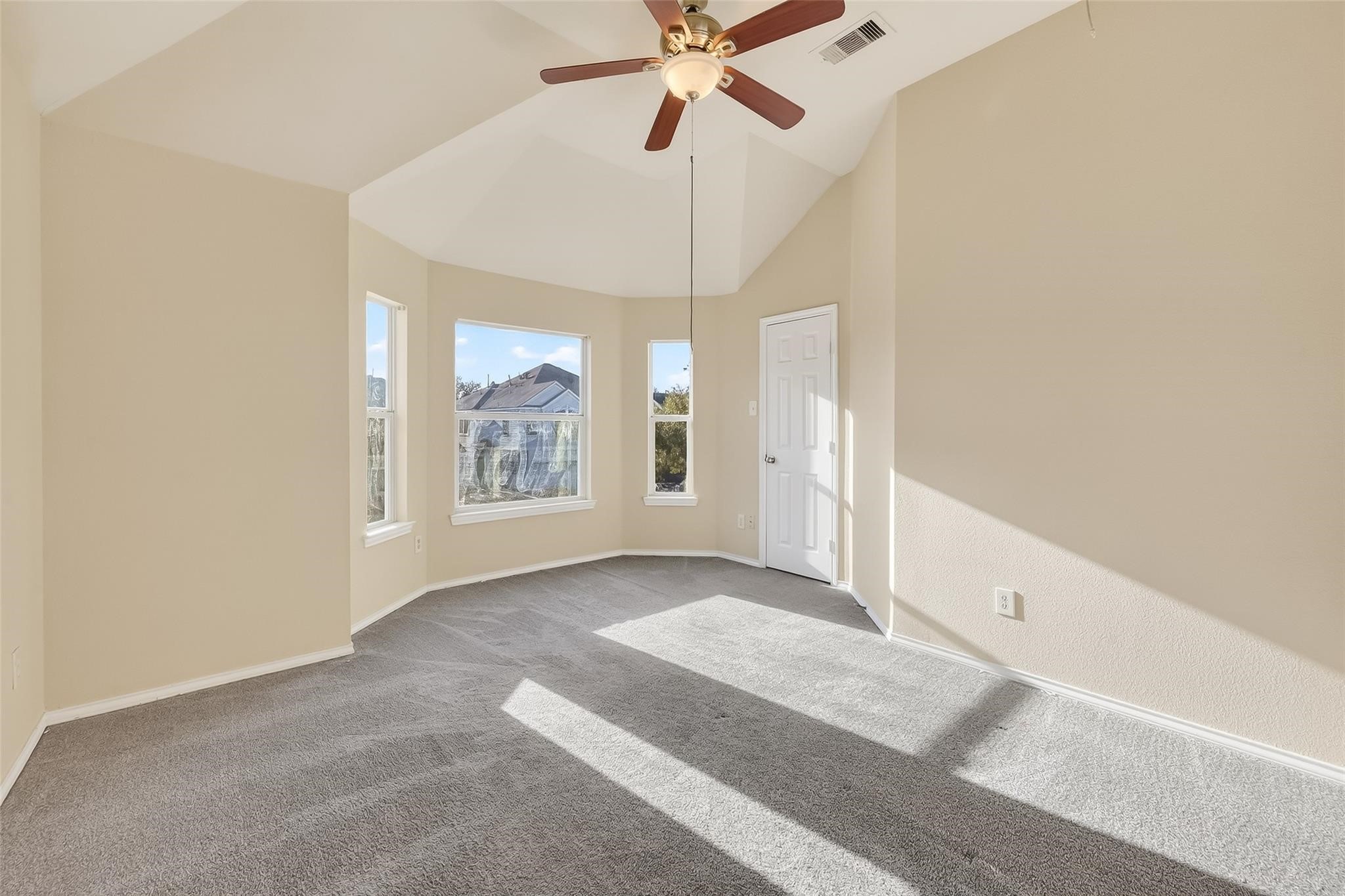 16526 Pentonshire Lane Property Photo 7