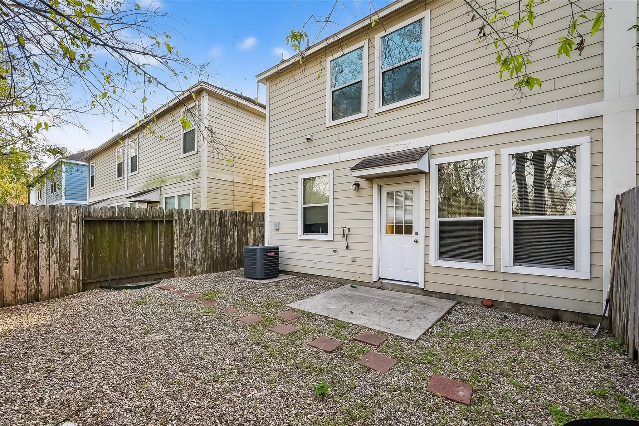 16526 Pentonshire Lane Property Photo 17
