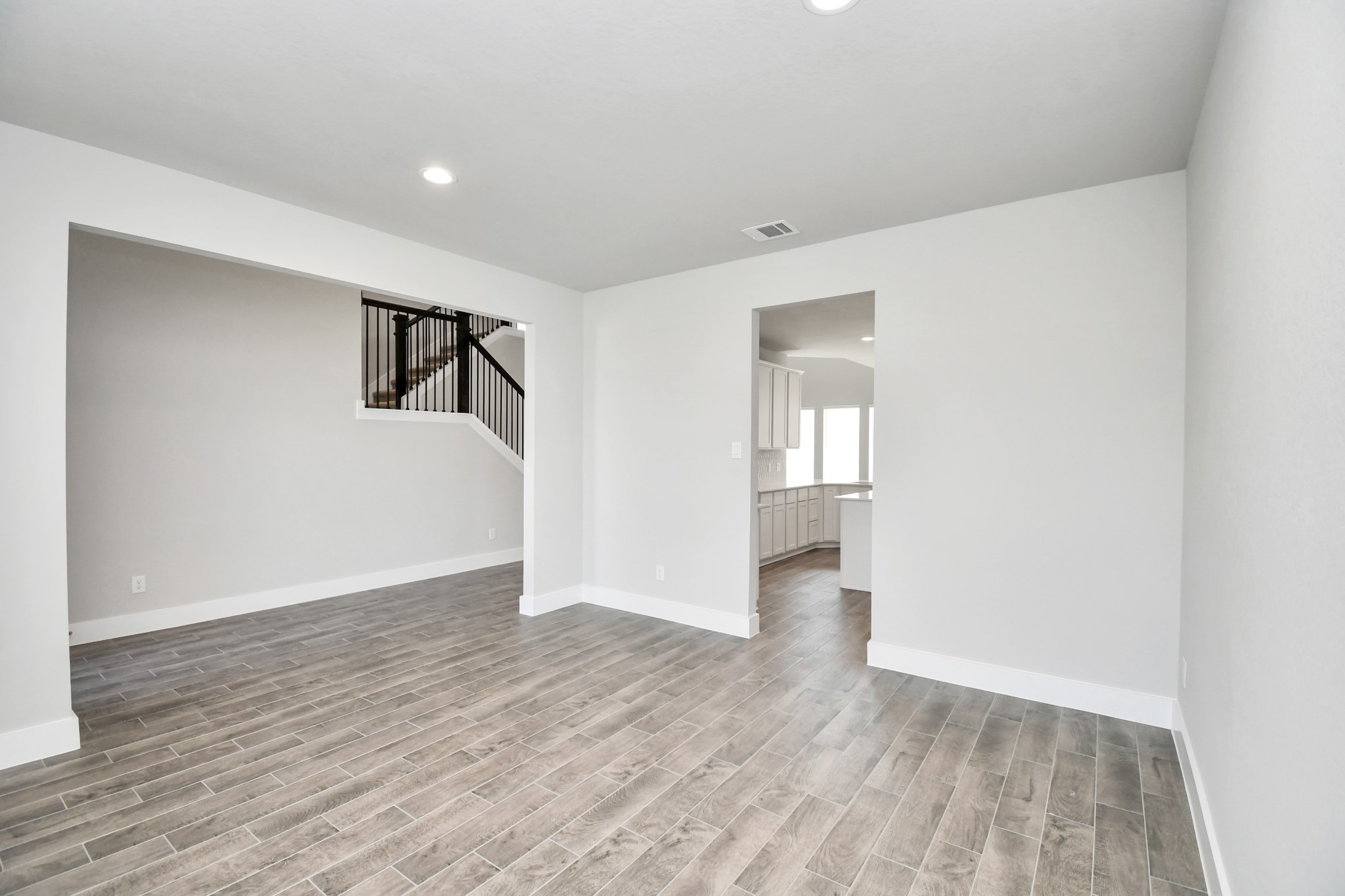 2101 Corn Thistle Way Property Photo 7