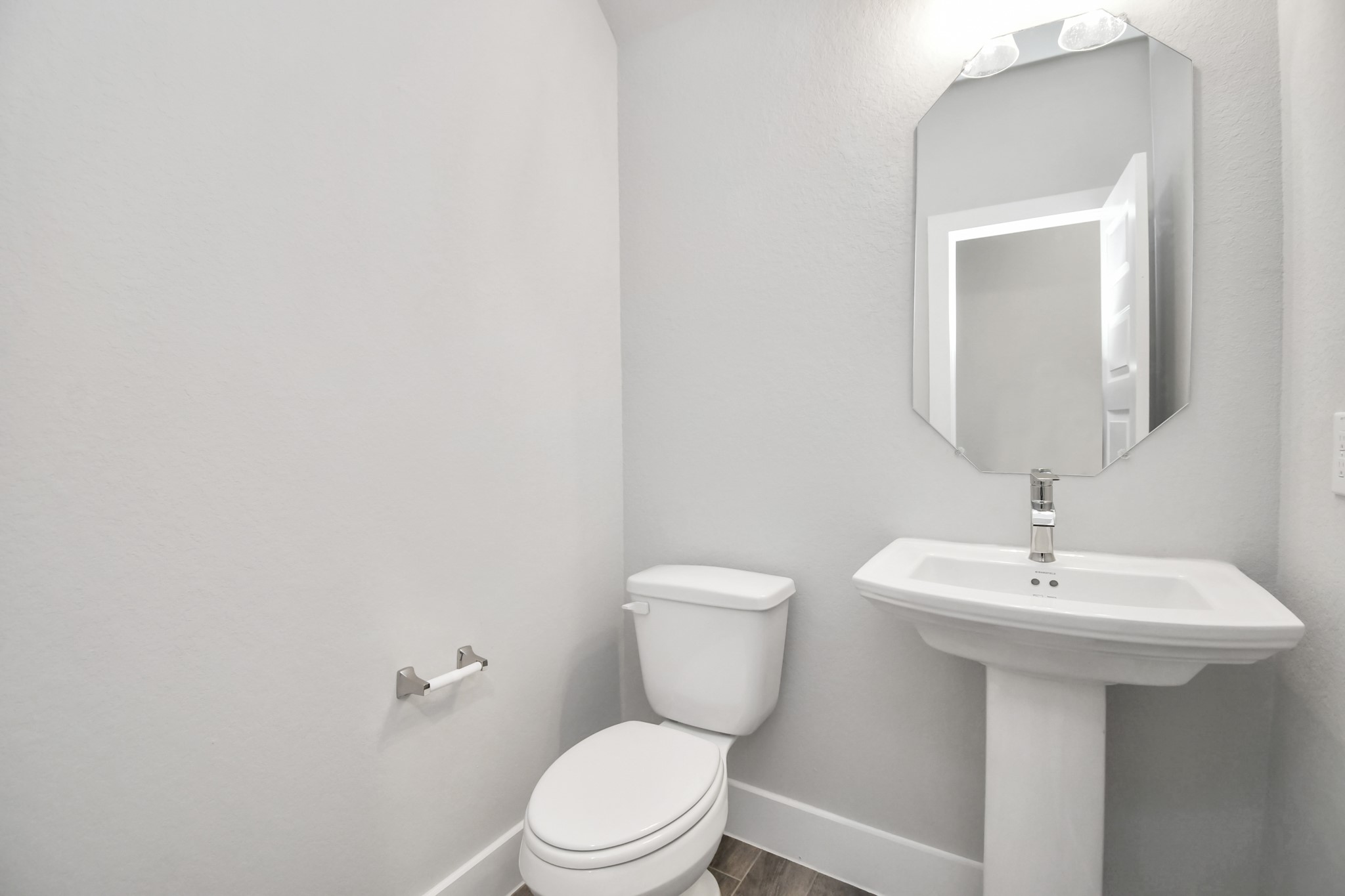 2101 Corn Thistle Way Property Photo 9
