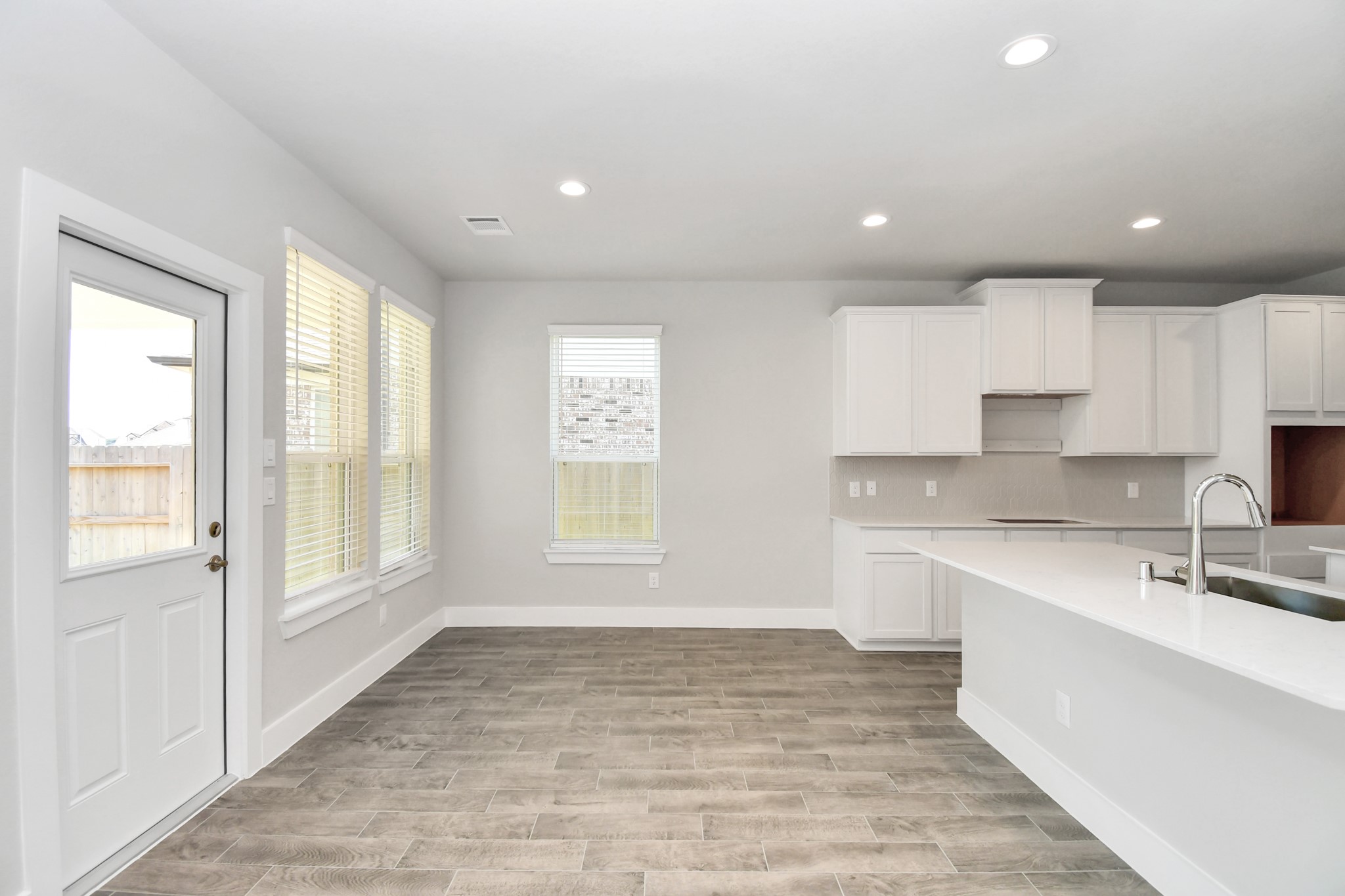 2101 Corn Thistle Way Property Photo 13