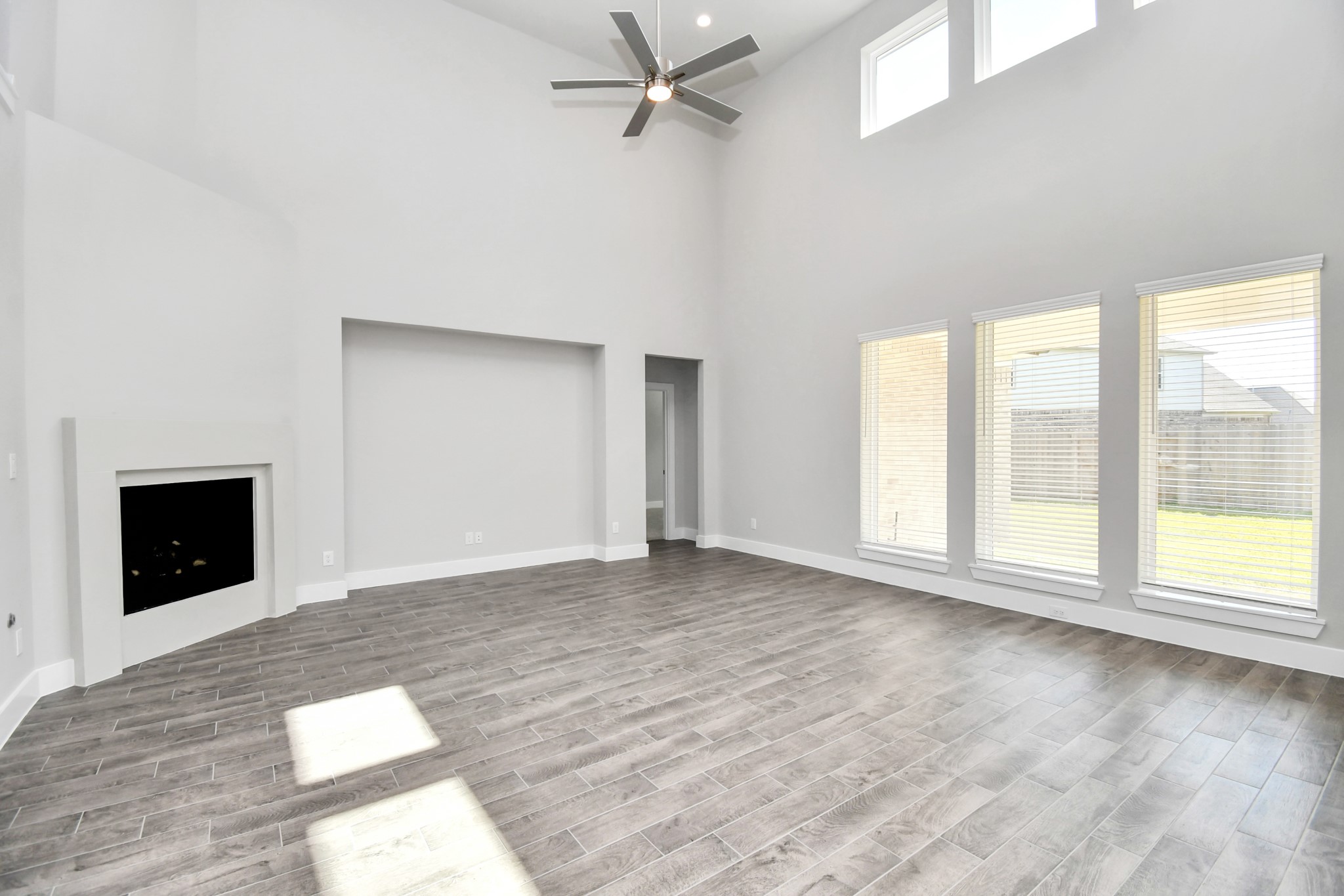 2101 Corn Thistle Way Property Photo 14