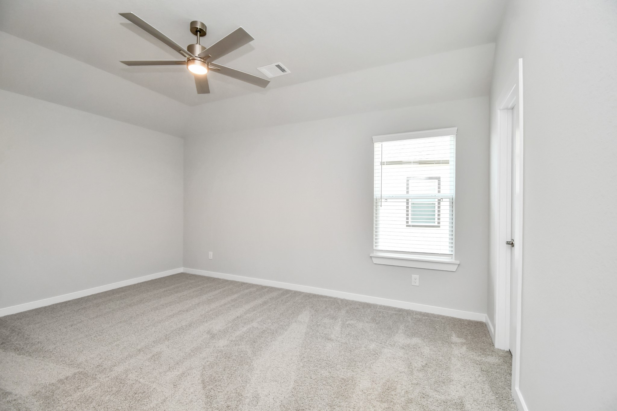 2101 Corn Thistle Way Property Photo 28