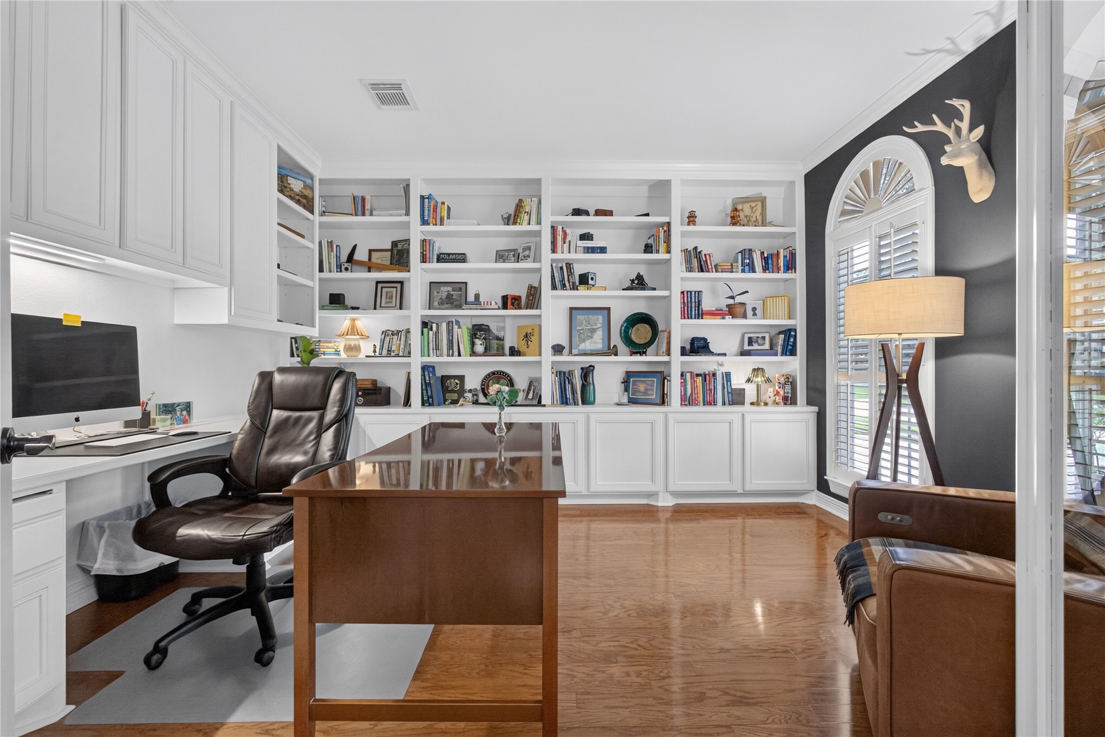 4334 Sweet Cicely Court Property Photo 8