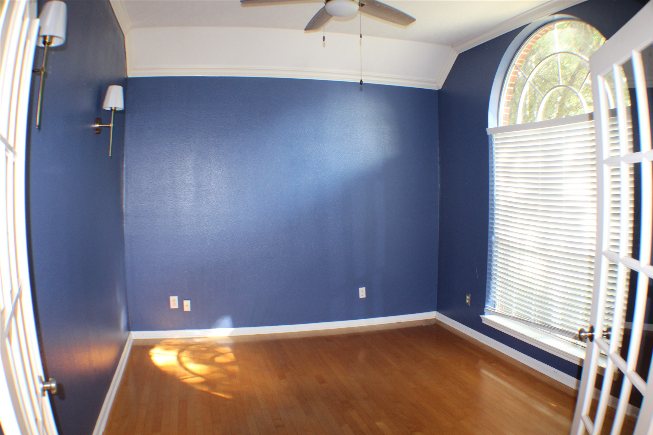 642 Avery Drive Property Photo 3