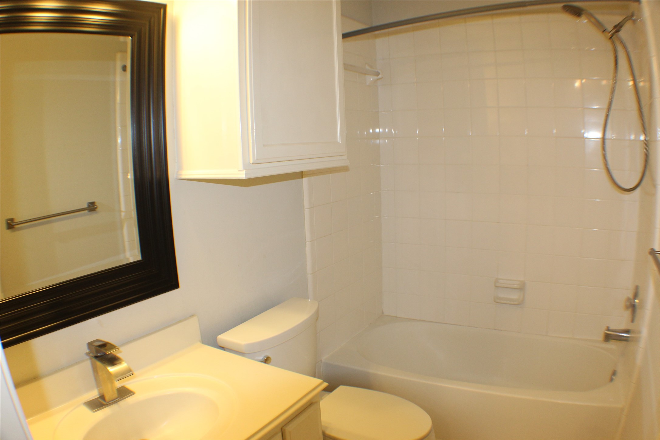 642 Avery Drive Property Photo 7