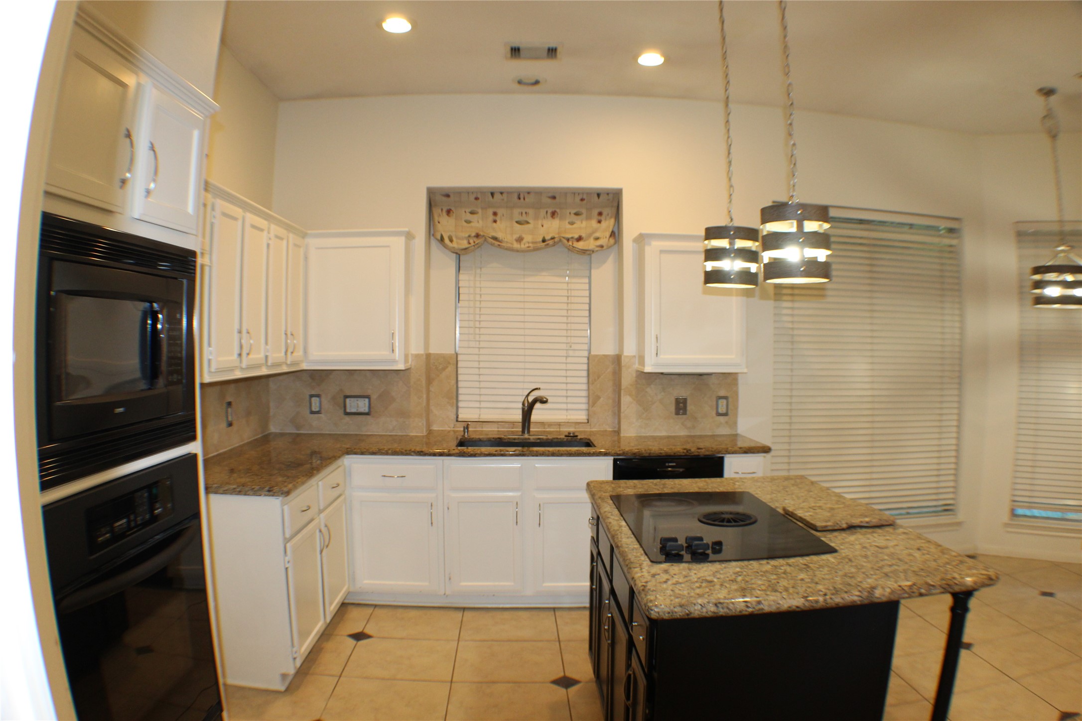 642 Avery Drive Property Photo 16