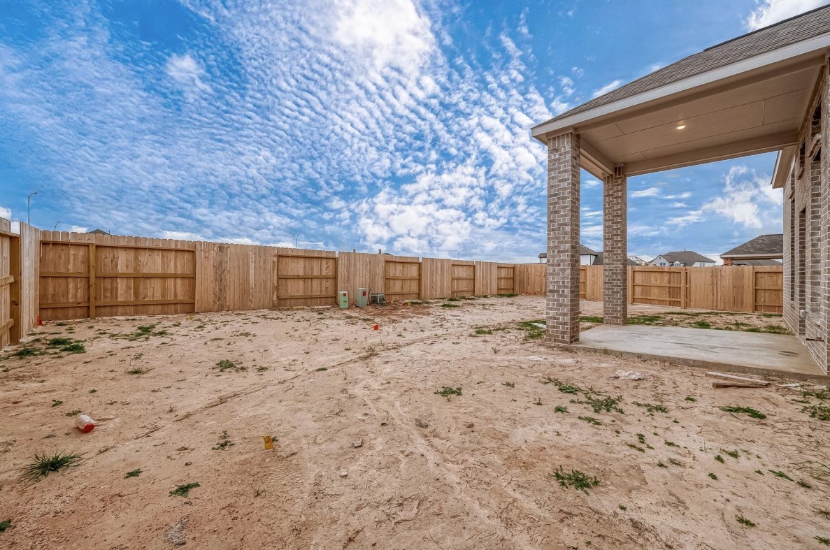 1041 Comal Trail Property Photo 7