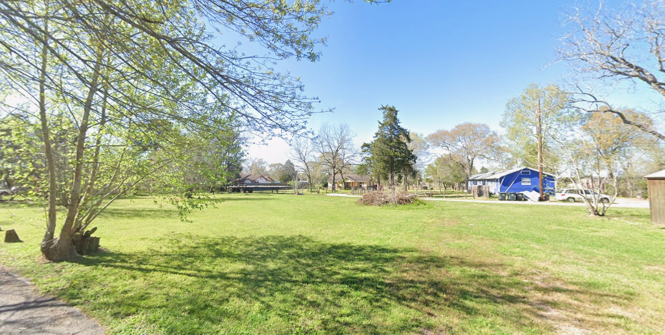 202 Dawson Street Property Photo 3