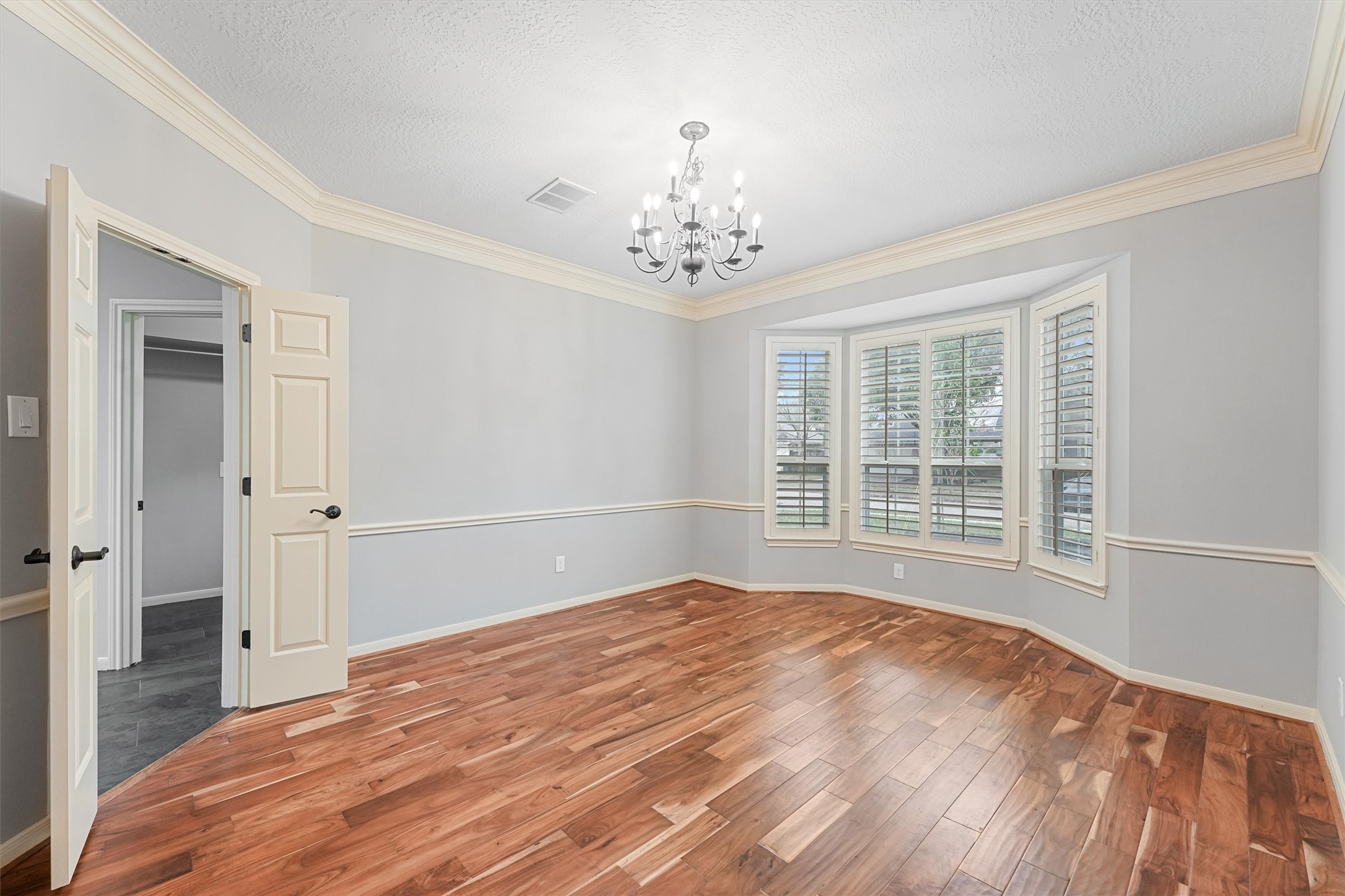 1507 Forest Bend Drive Property Photo 6