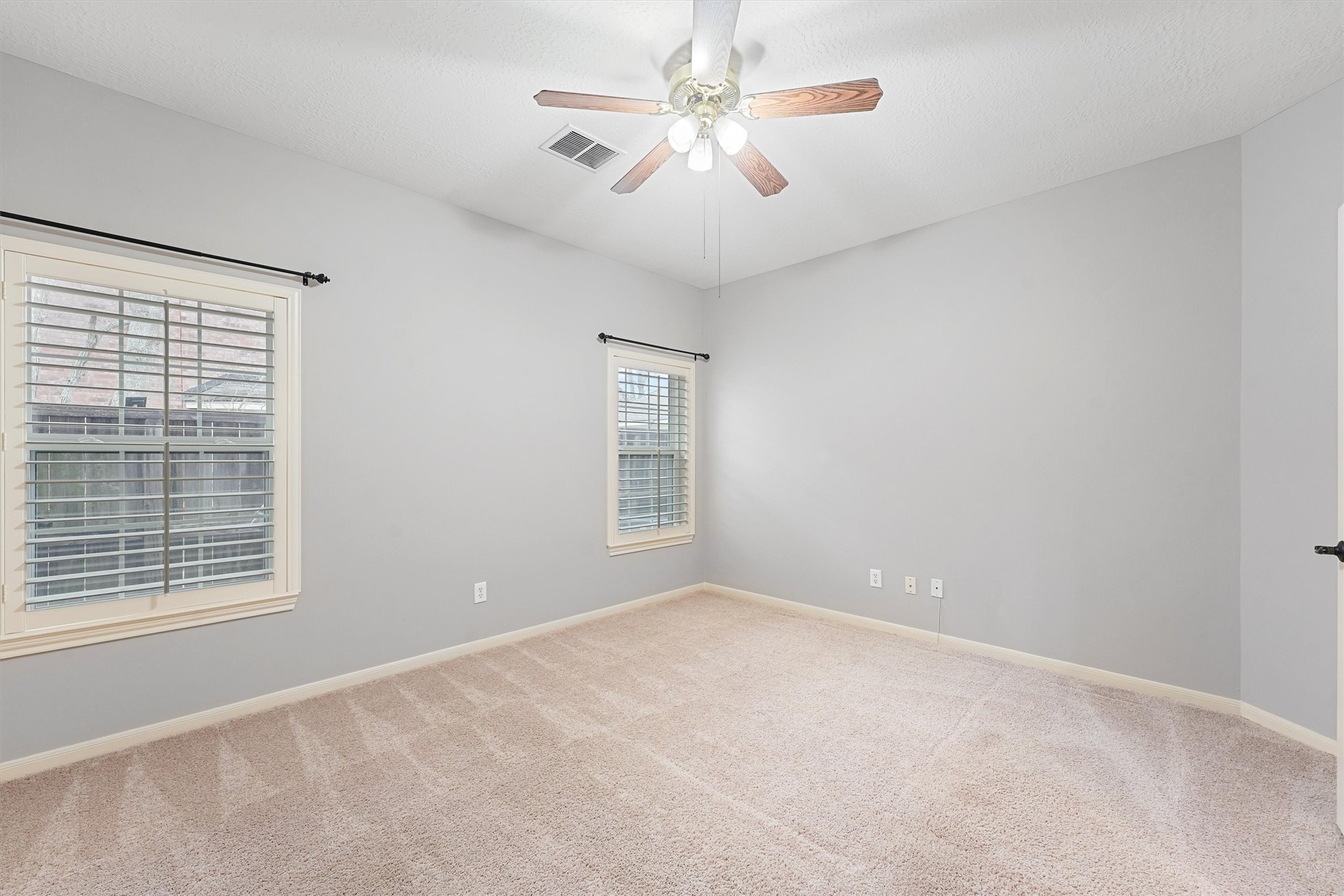 1507 Forest Bend Drive Property Photo 7