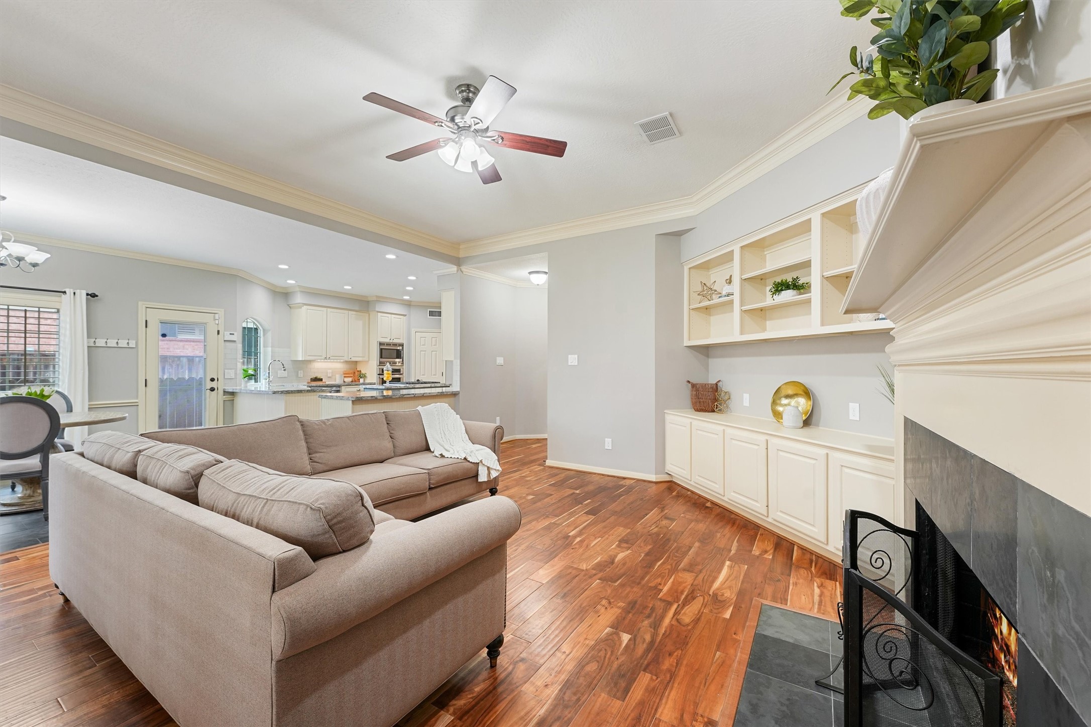 1507 Forest Bend Drive Property Photo 10