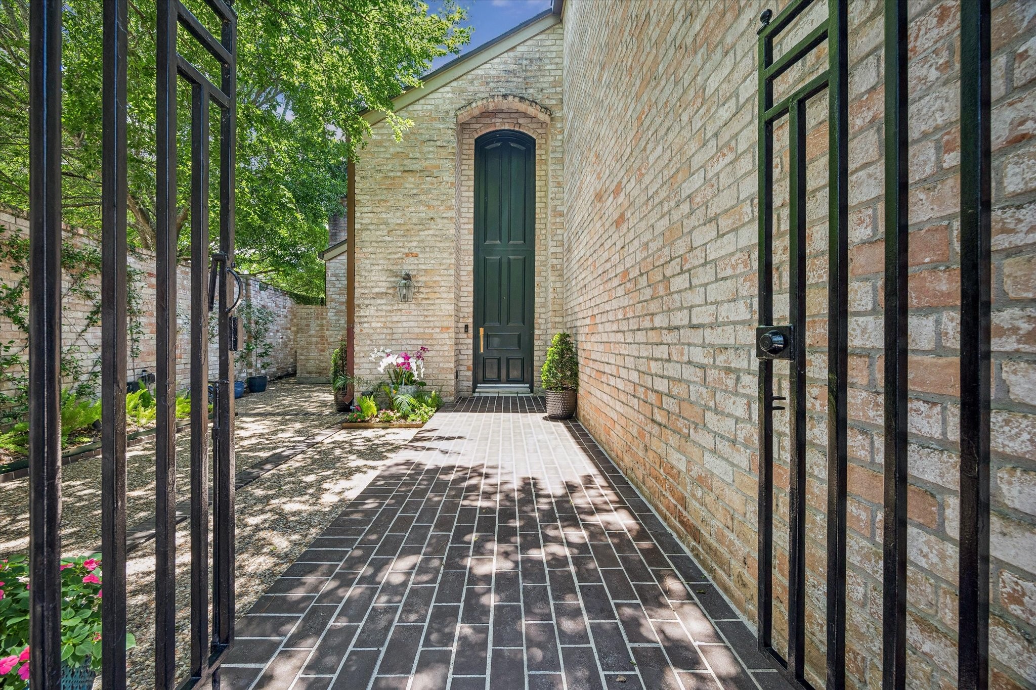 4 River Hollow Lane Property Photo 1