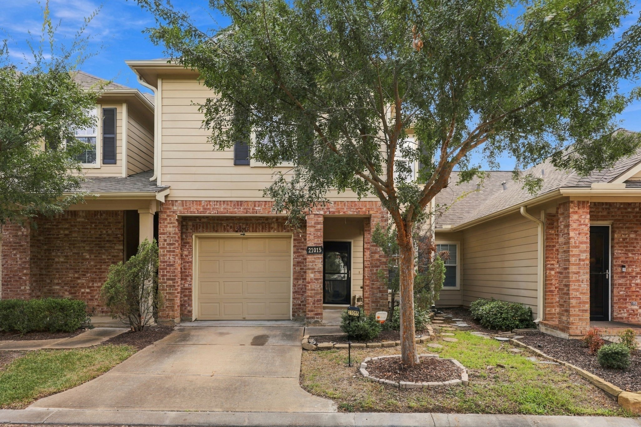 21015 Sun Creek Drive Property Photo 30