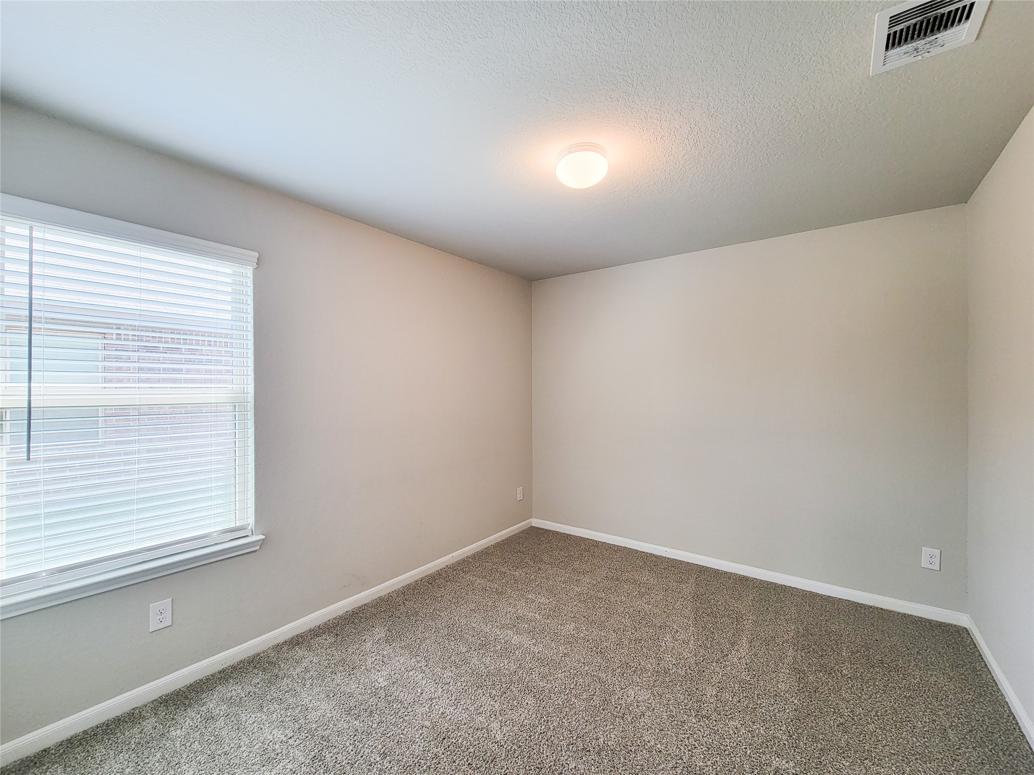 3346 Sumac Property Photo 13