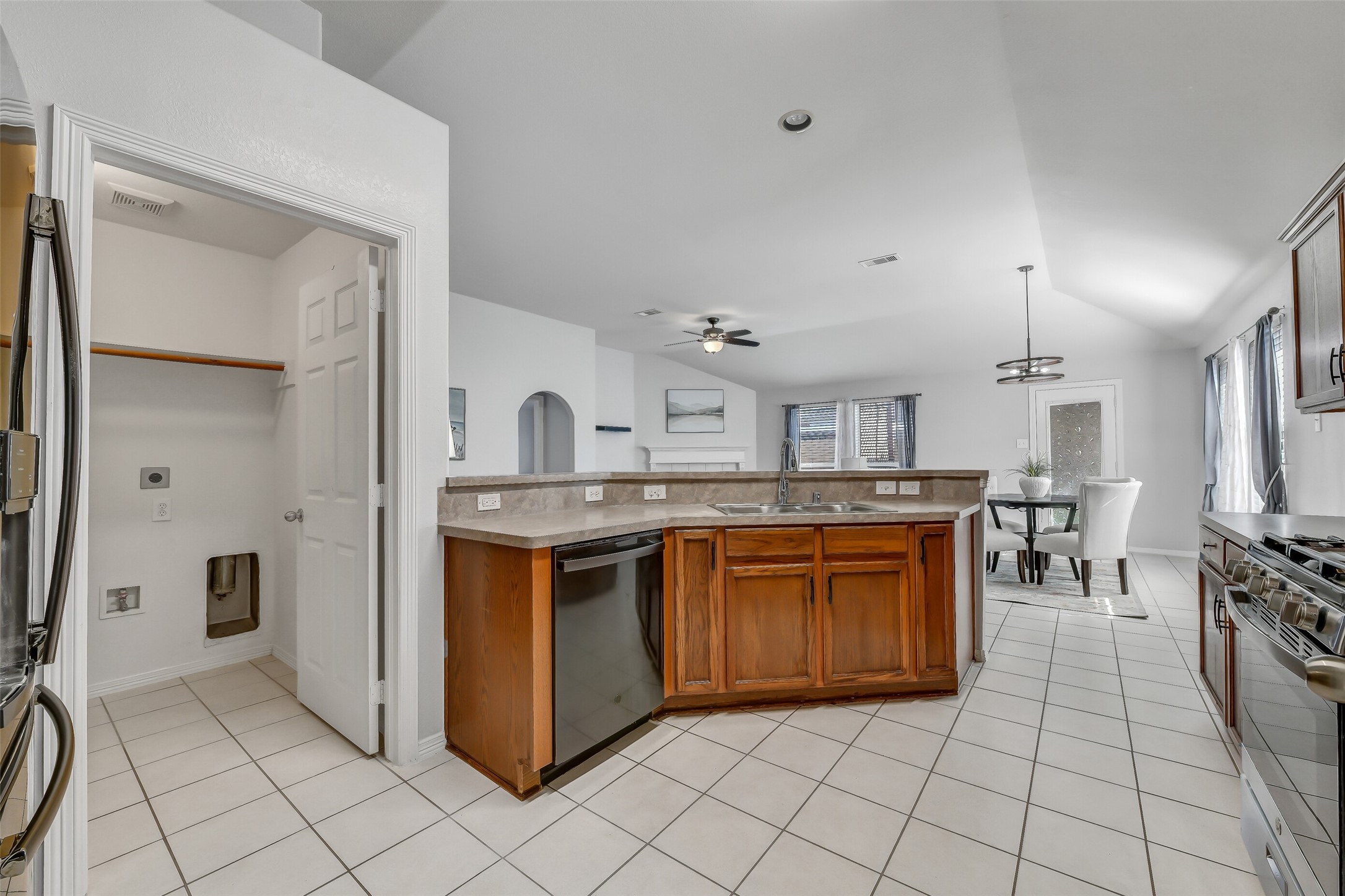 706 St Croix Street Property Photo 14