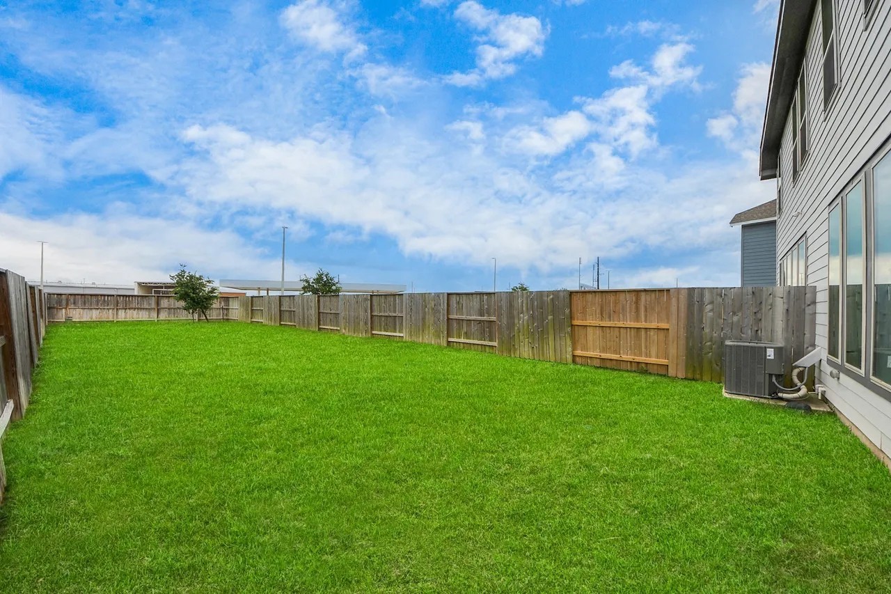 4115 Balboa Drive Property Photo 9