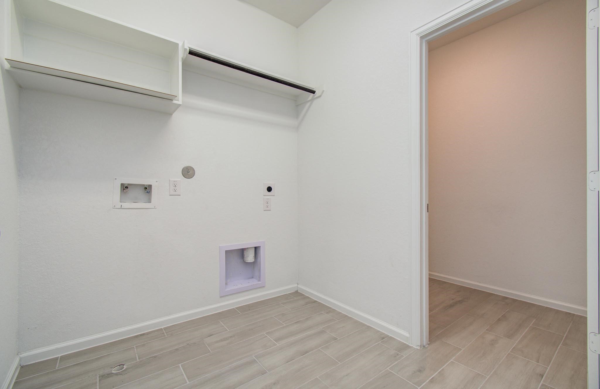 4115 Balboa Drive Property Photo 10