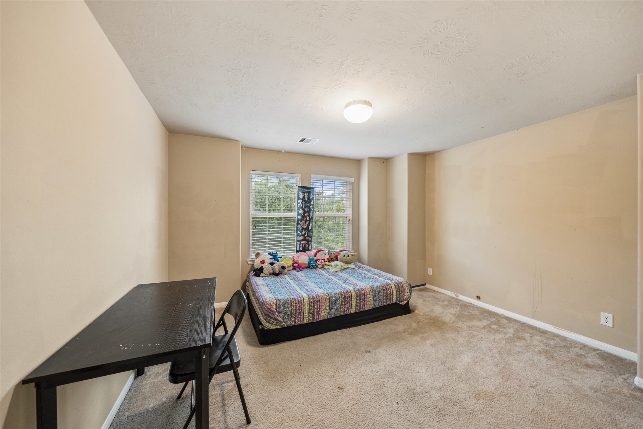 8218 Almera Falls Drive Property Photo 21