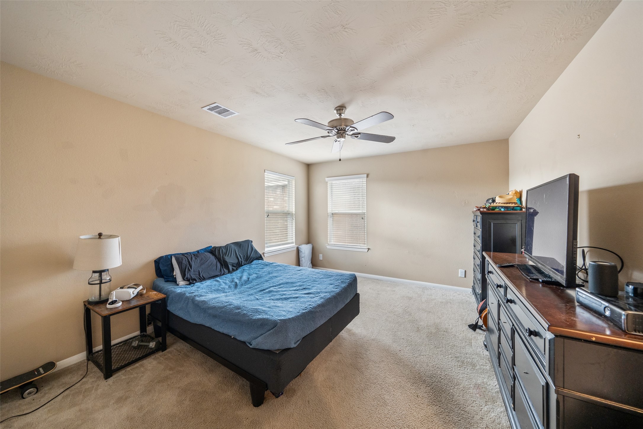 8218 Almera Falls Drive Property Photo 22