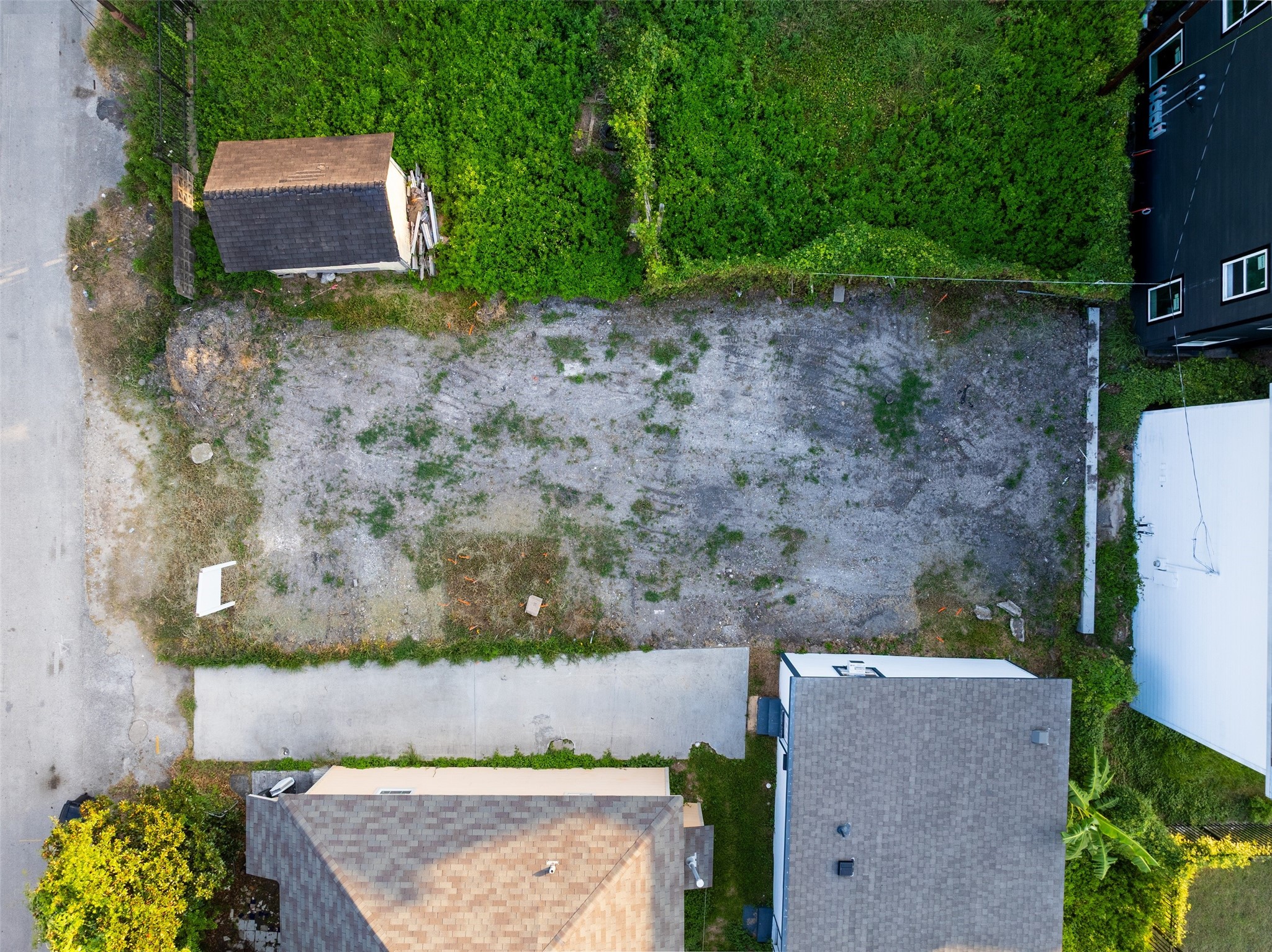 411 N Live Oak Street Property Photo 14