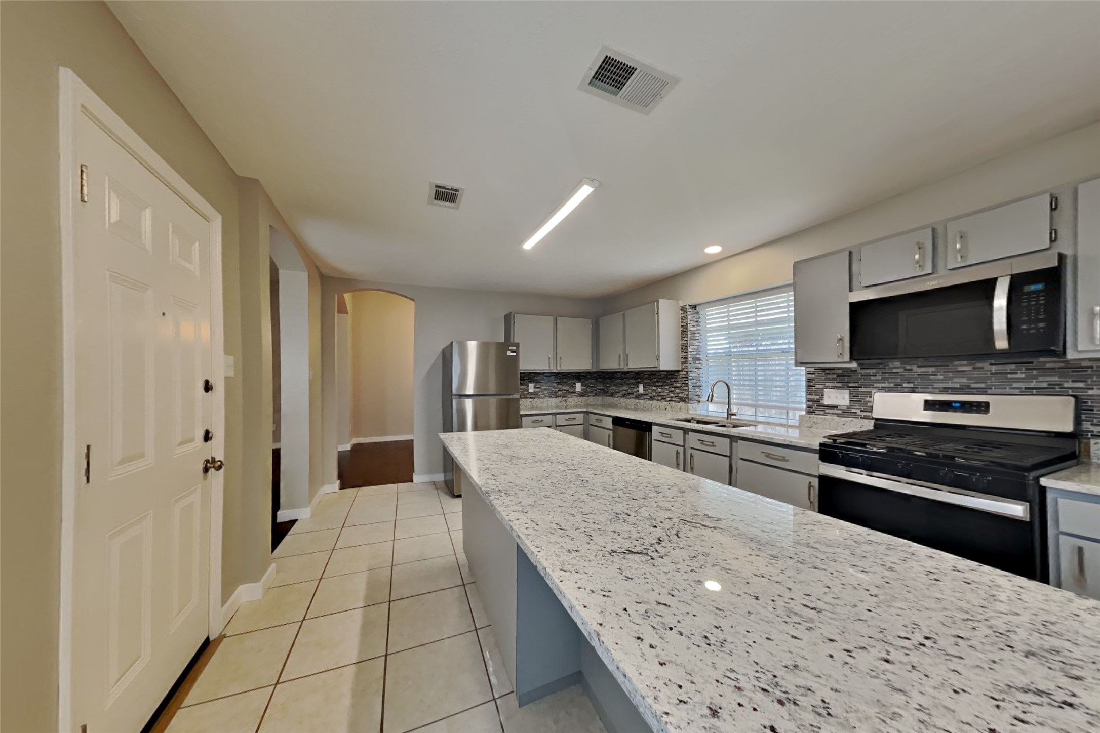 18702 Timber Way Drive Property Photo 4