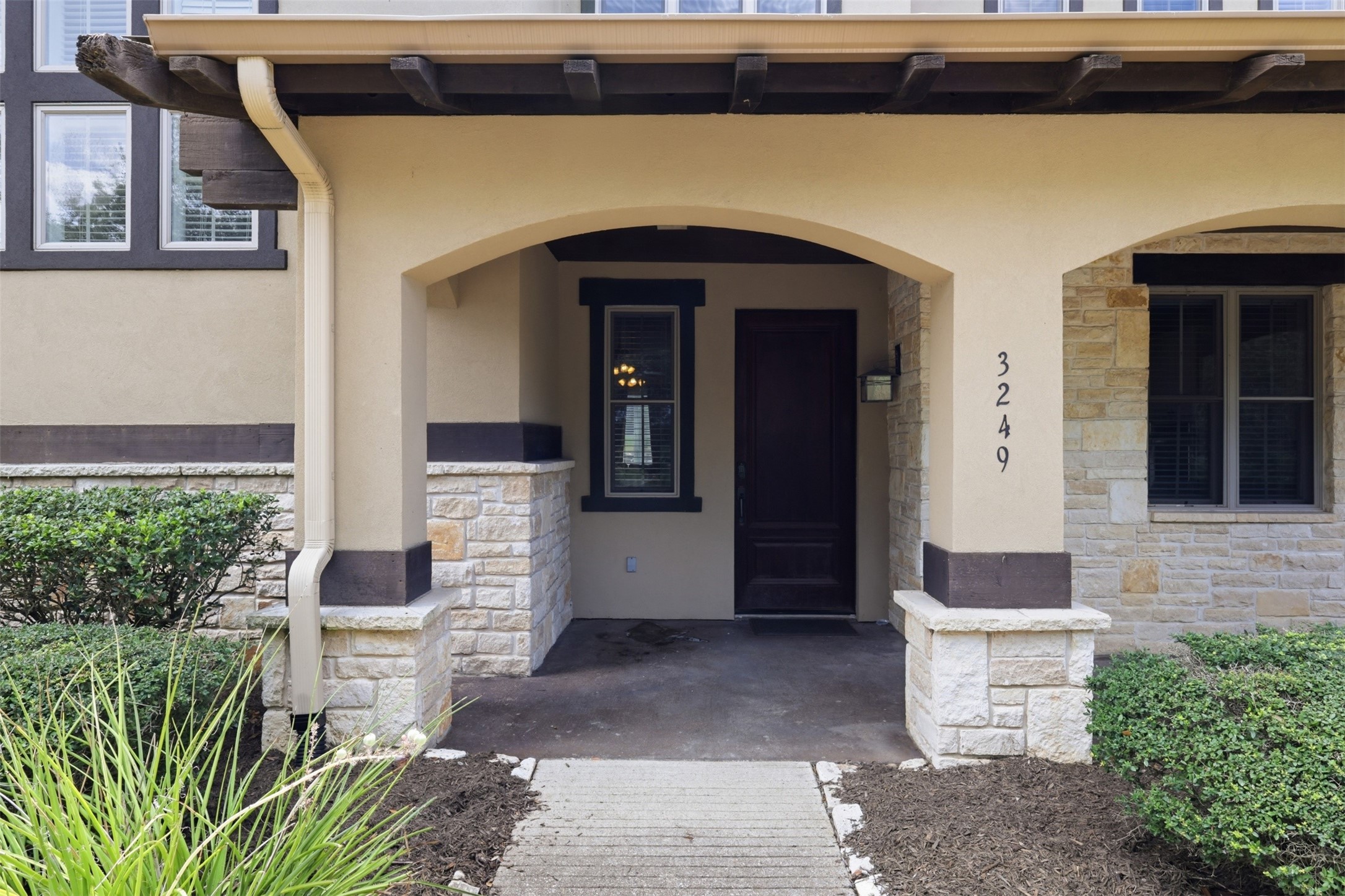 3249 Founders Drive Property Photo 3