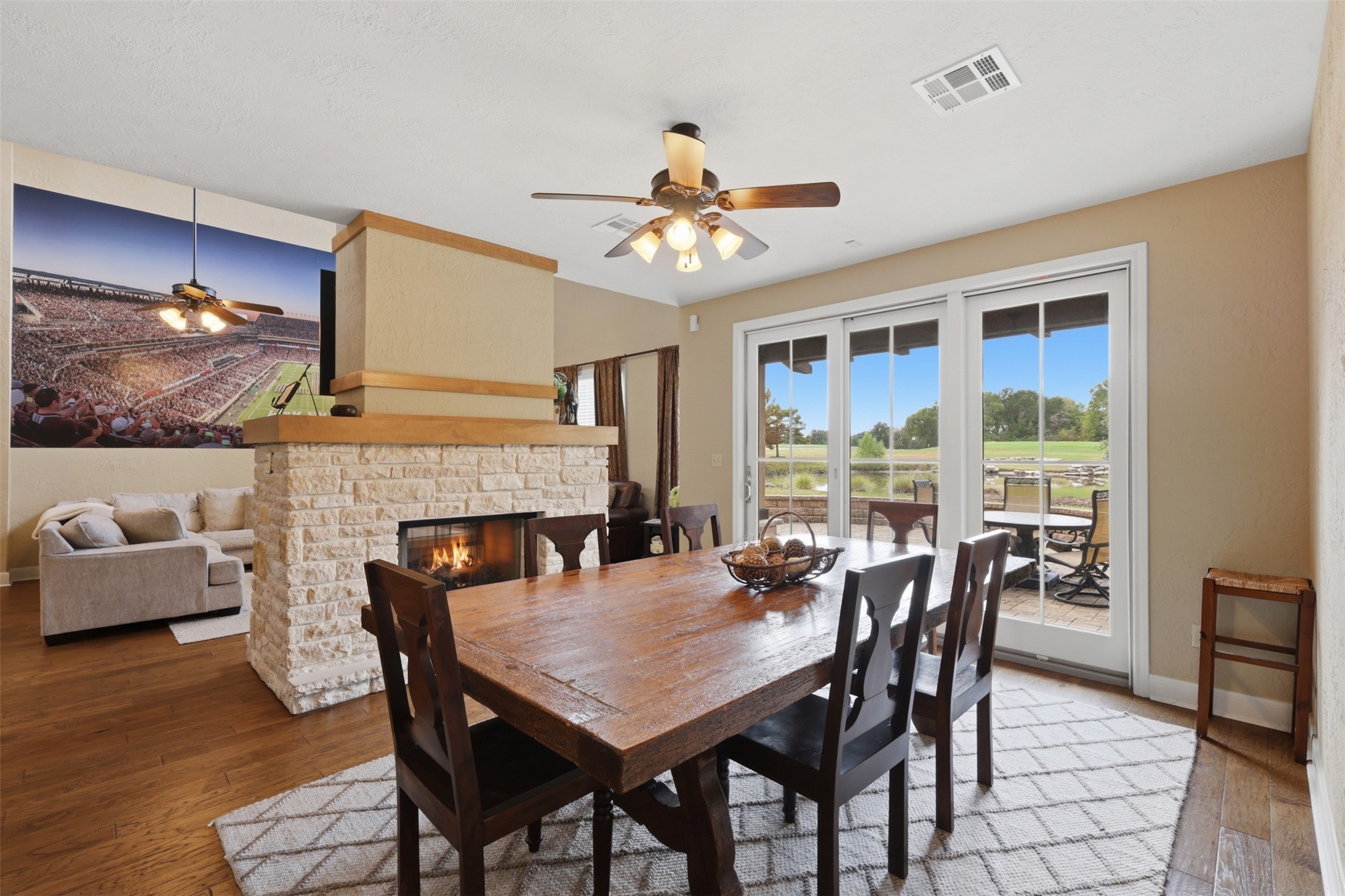 3249 Founders Drive Property Photo 10