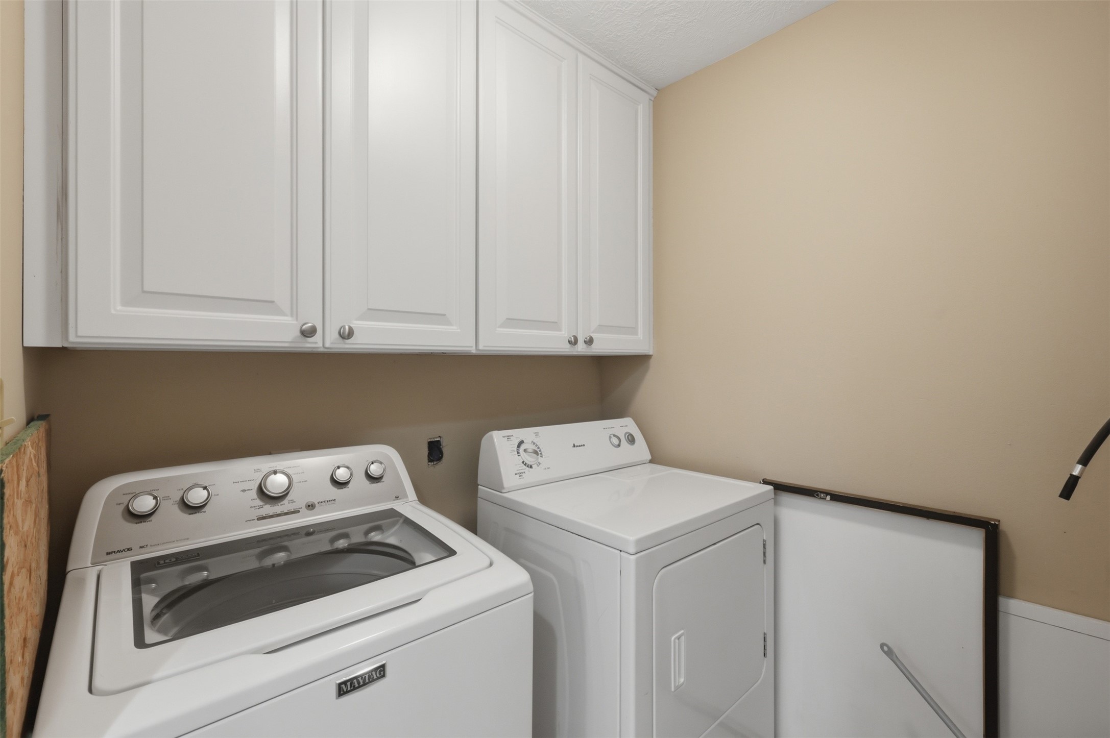 3249 Founders Drive Property Photo 12
